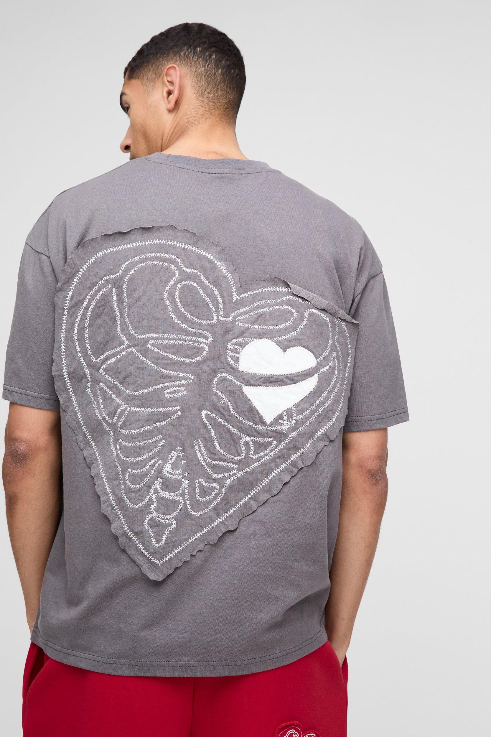 Oversized Heavyweight Hearts Applique T-Shirt | boohooMAN USA Product Image