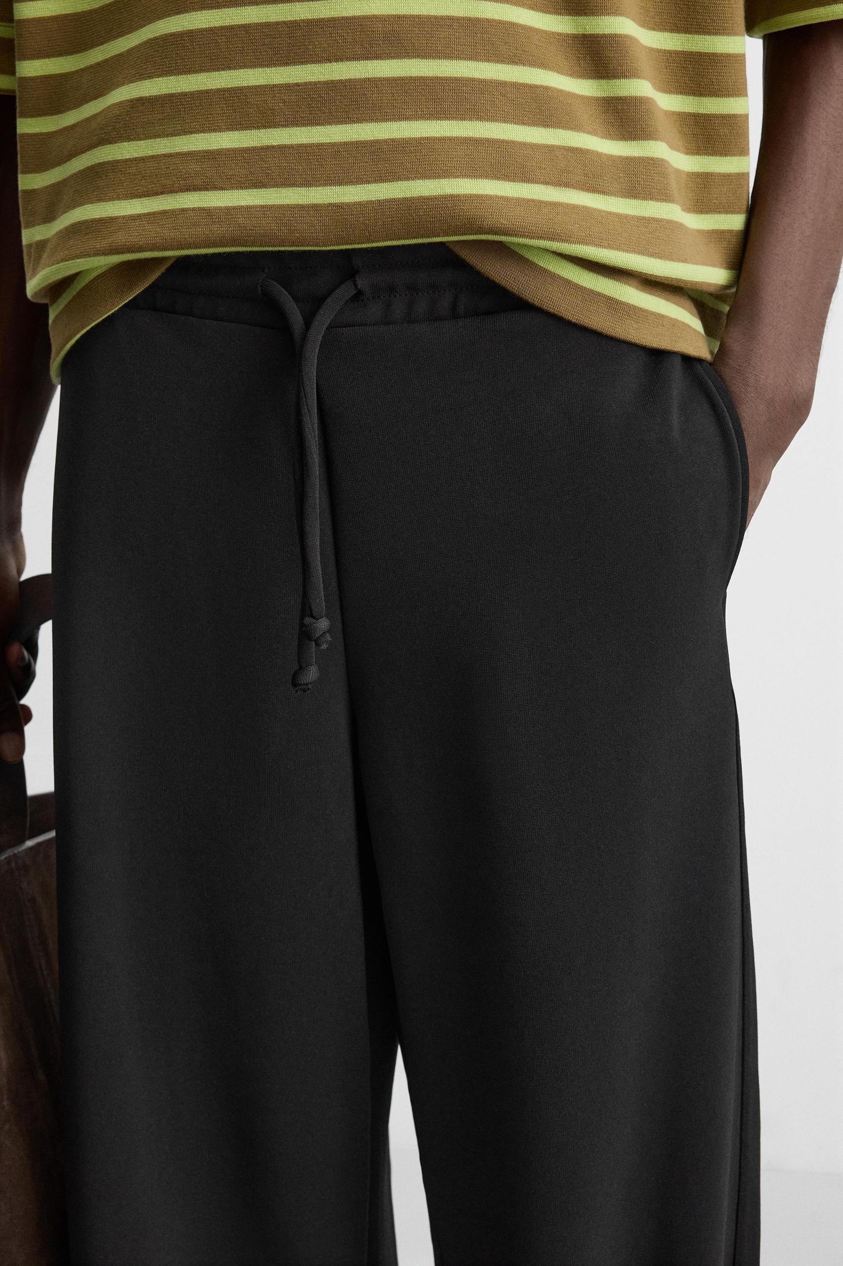 WIDE FIT INTERLOCK STRUCTURE PANTS Product Image