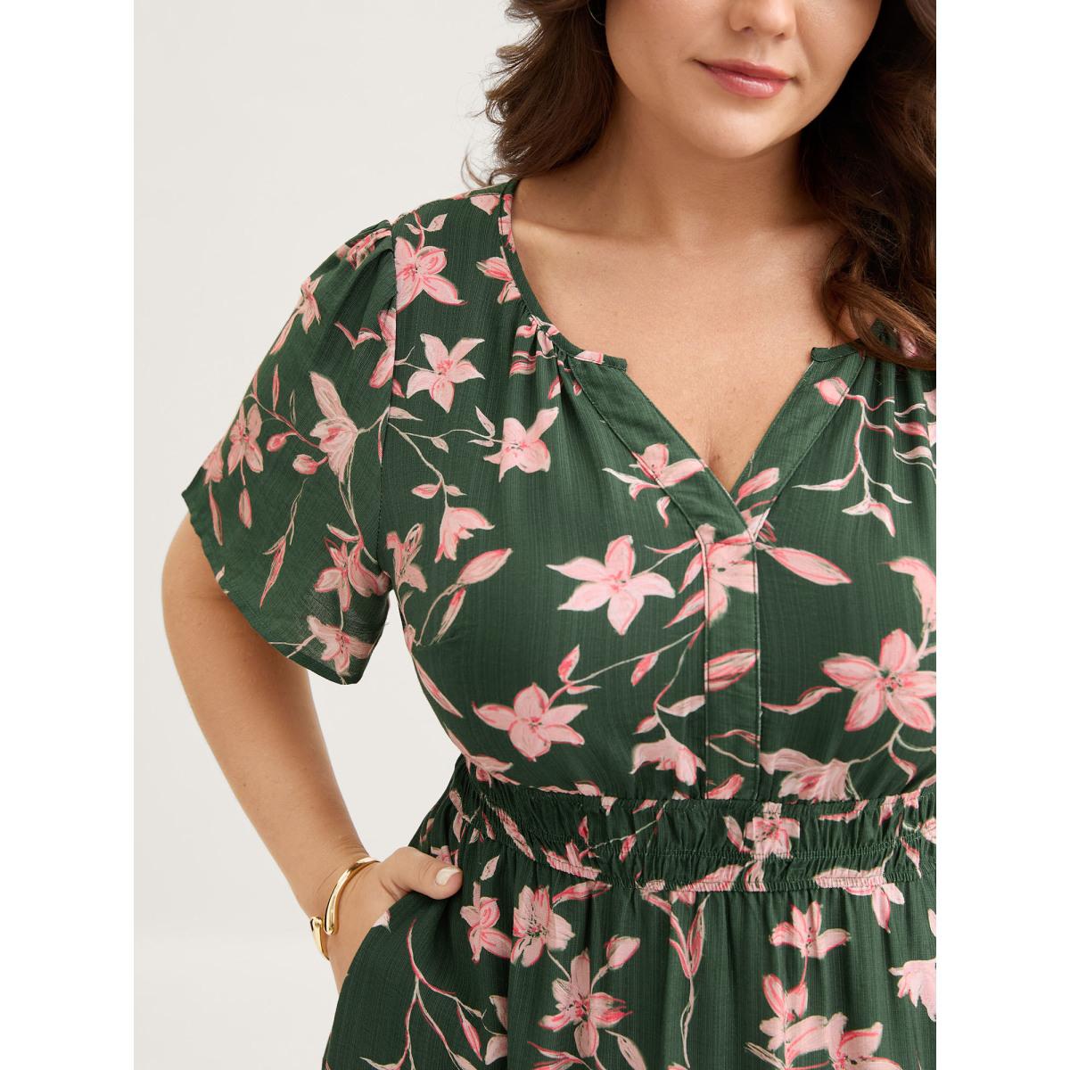 Plus Size Breezy Floral Shirred Waist Midi Dress DarkGreen Women Romantic Flat collar with V-notch Short sleeve Curvy BloomChic 10/M Product Image