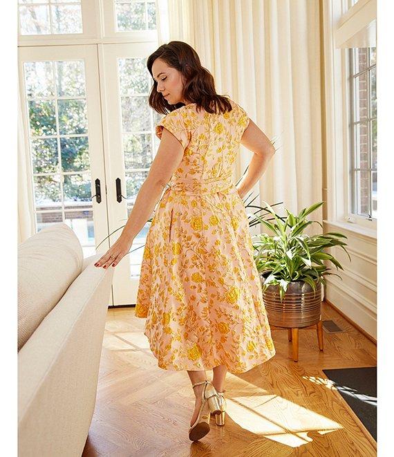 Abbey Glass Olivia Floral Jacquard Crew Neck Short Sleeve Self-Tie Belt Midi Dress Product Image