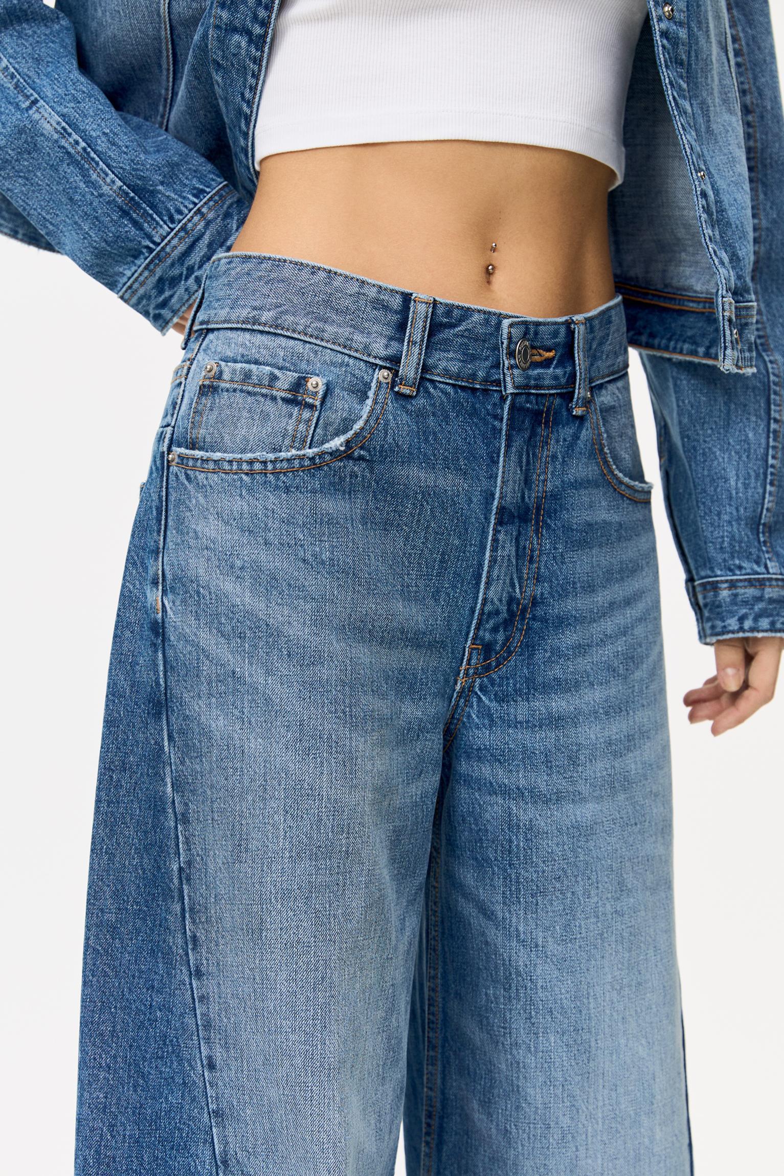 Super wide leg jeans with back belt loops Product Image