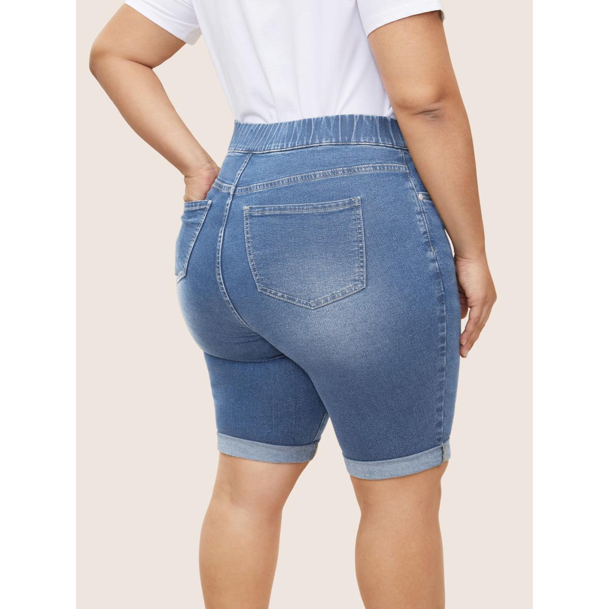 Plus Size Roll Hem Elastic Waist Dark Wash Denim Shorts Women Midblue Roll Hem High stretch Casual Slanted pocket Leisure Denim Shorts BloomChic 12/L Product Image