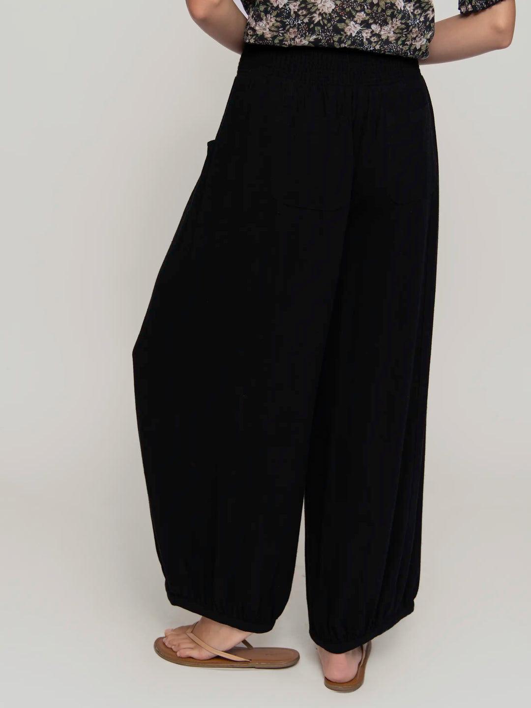 Around The Town Pant - Black Product Image