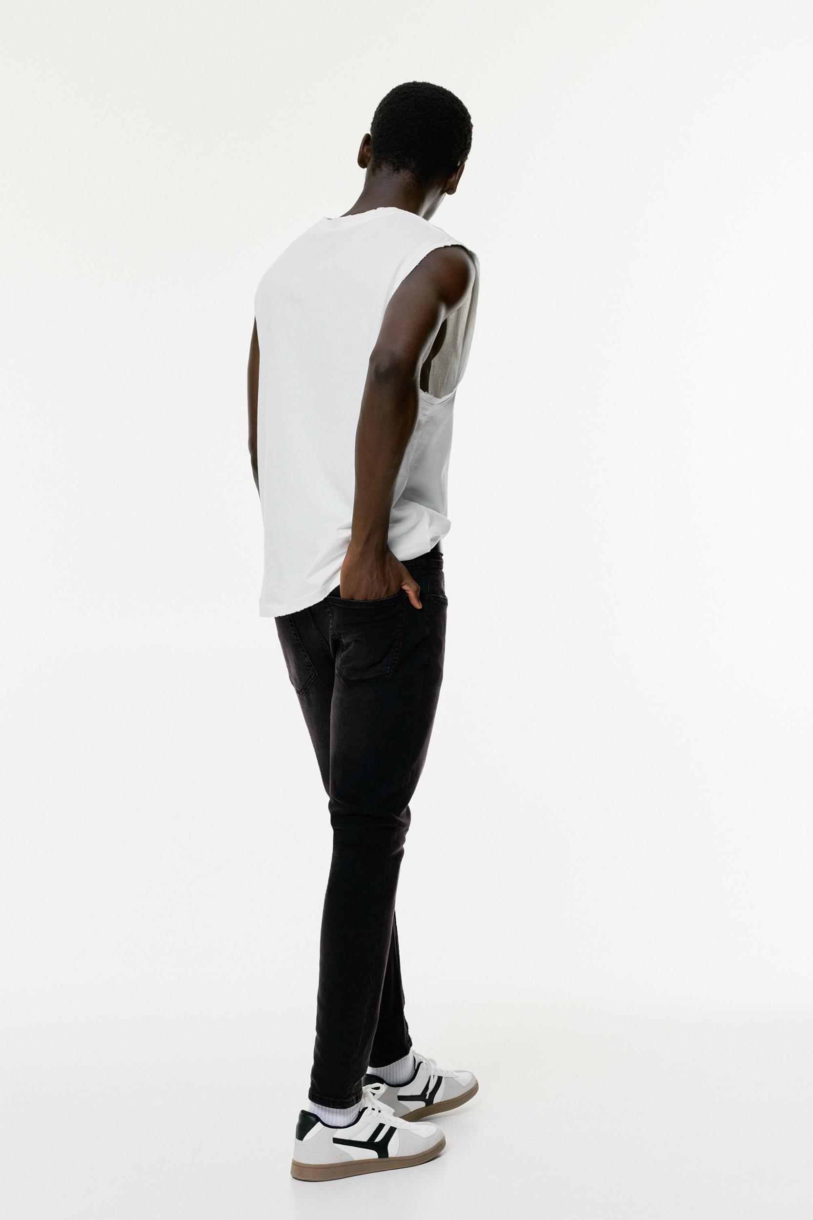 Washed carrot-fit jeans Product Image