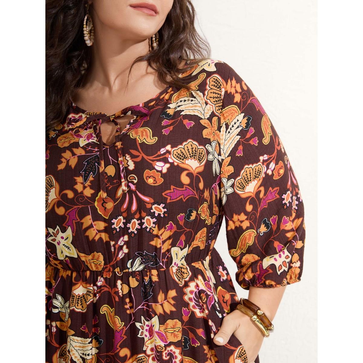 Plus Size Boho Print Stretchy Waist Maxi Dress Browncoffeecolor Women Boho Woven ribbon&lace trim Flat collar with V-notch Elbow-length sleeve Curvy BloomChic 12/L Product Image