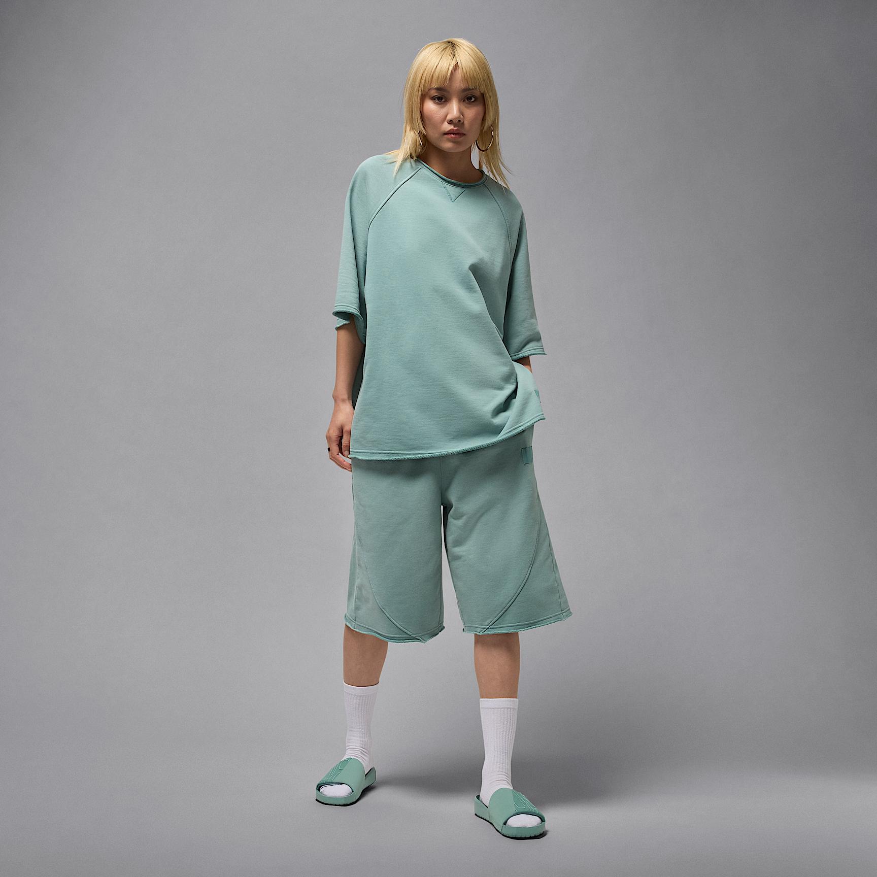Womens Jordan Flight Fleece Oversized Short-Sleeve French Terry Top | IB9850-017 Product Image