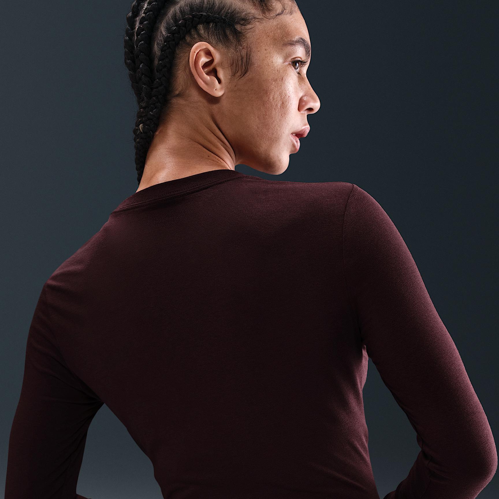 Womens Nike Sportswear Chill Knit Slim Long-Sleeve Cropped Top | HF5322-017 Product Image