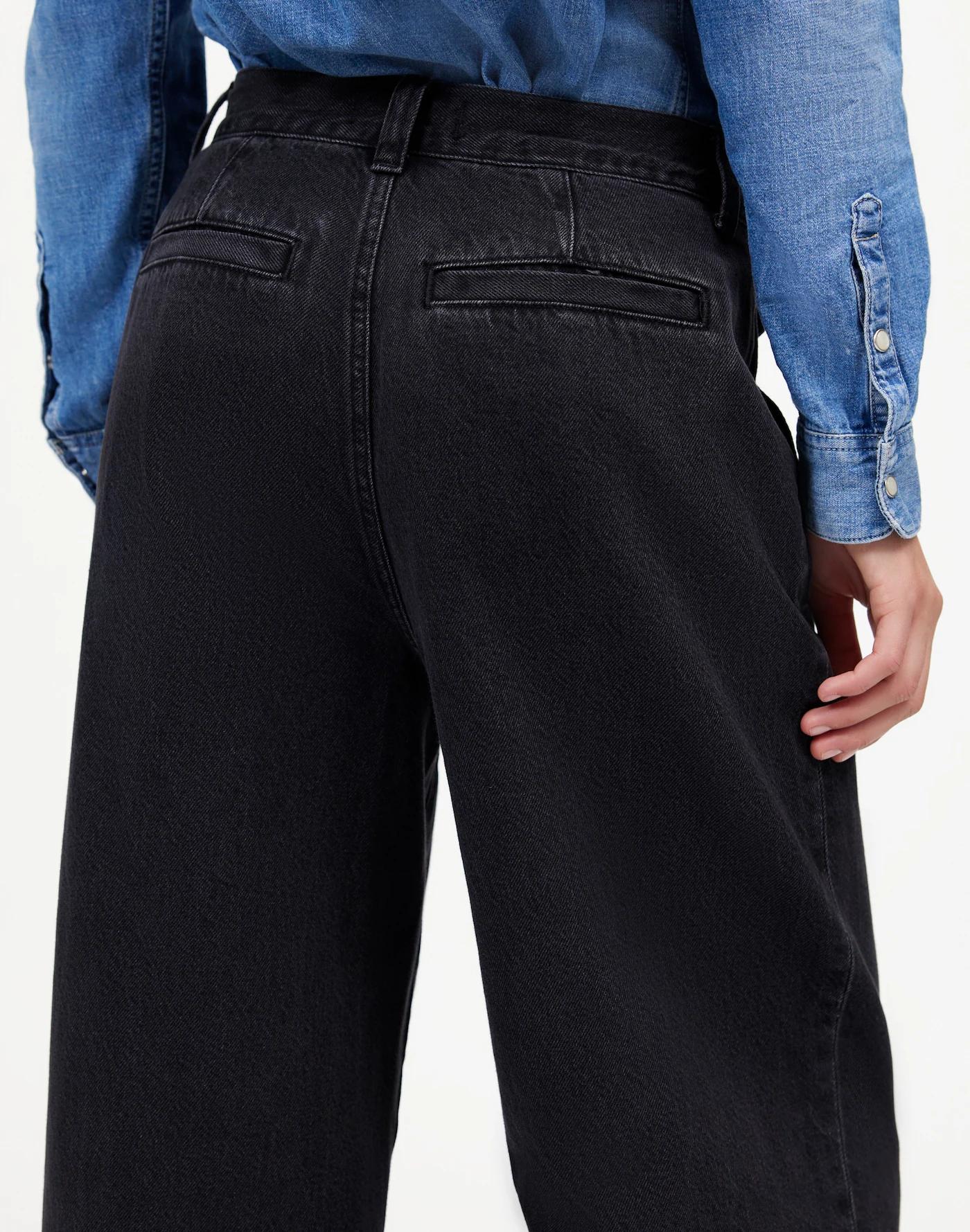 The Harlow Wide-Leg Jean: Airy Denim Edition Product Image