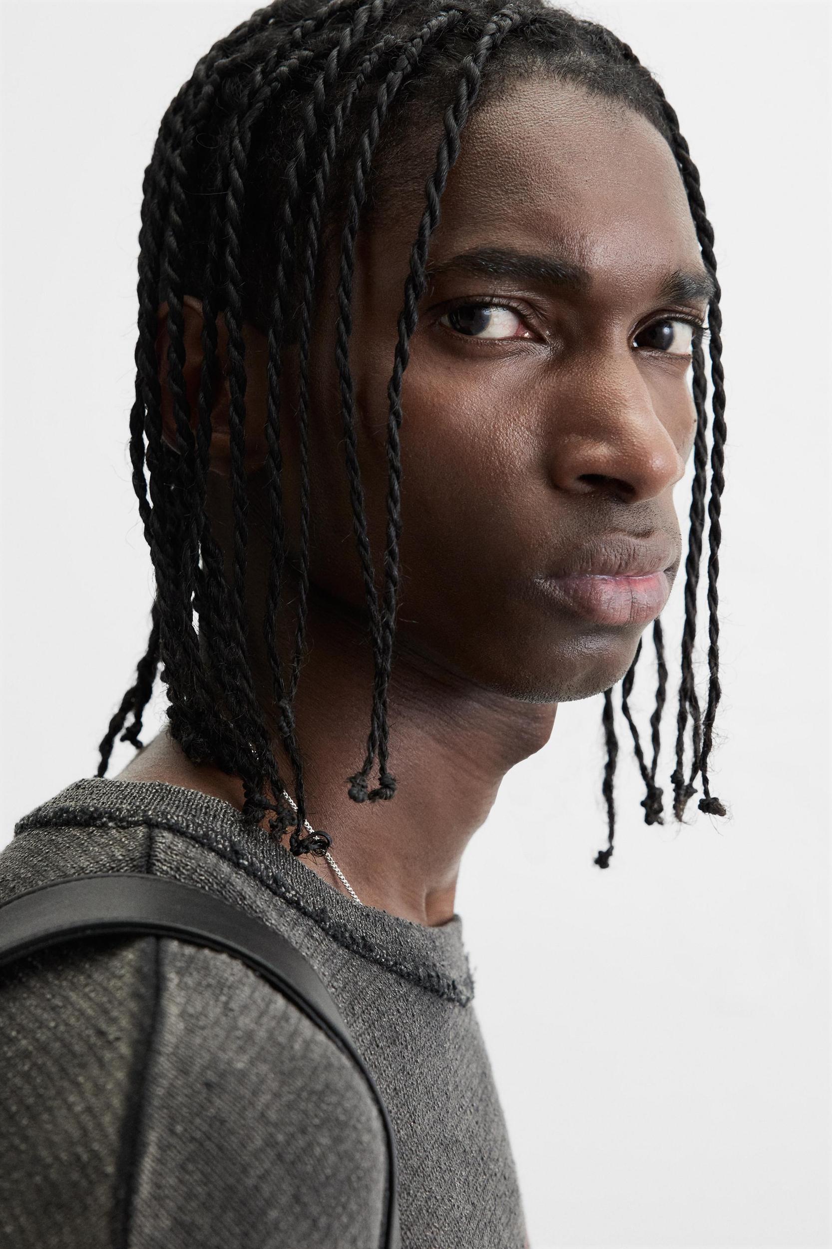 WASHED KNIT PRINT T-SHIRT Product Image