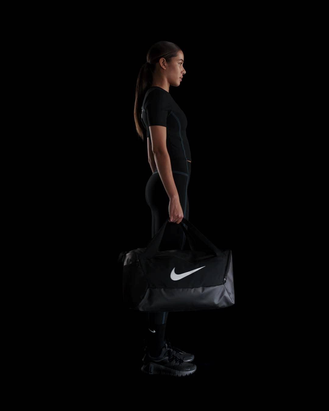 Nike Women's One Fitted Dri-FIT Short-Sleeve Top Product Image