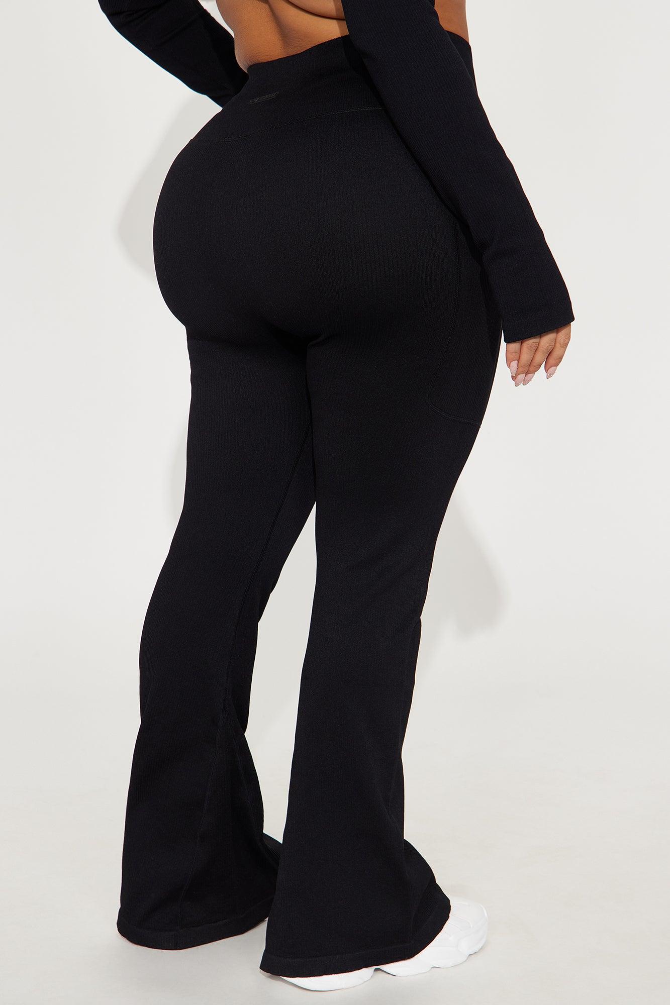Resistance Effortless Seamless Active Legging - Black Product Image