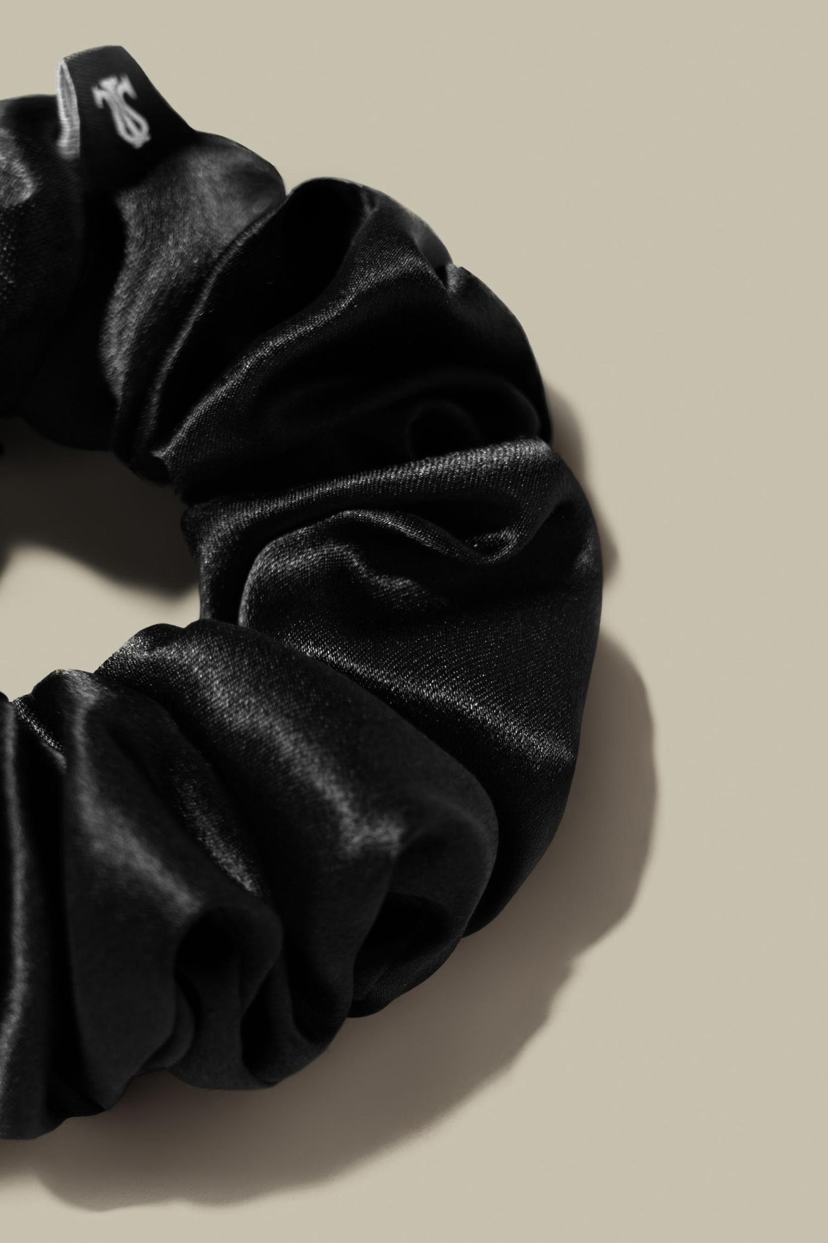 Soft Silk Medium Scrunchie Product Image