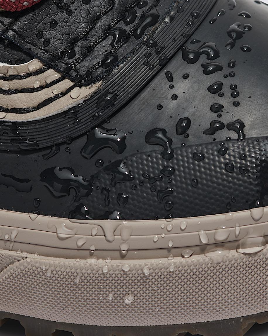 Standard Waterproof Boot in Black| Vans US Product Image