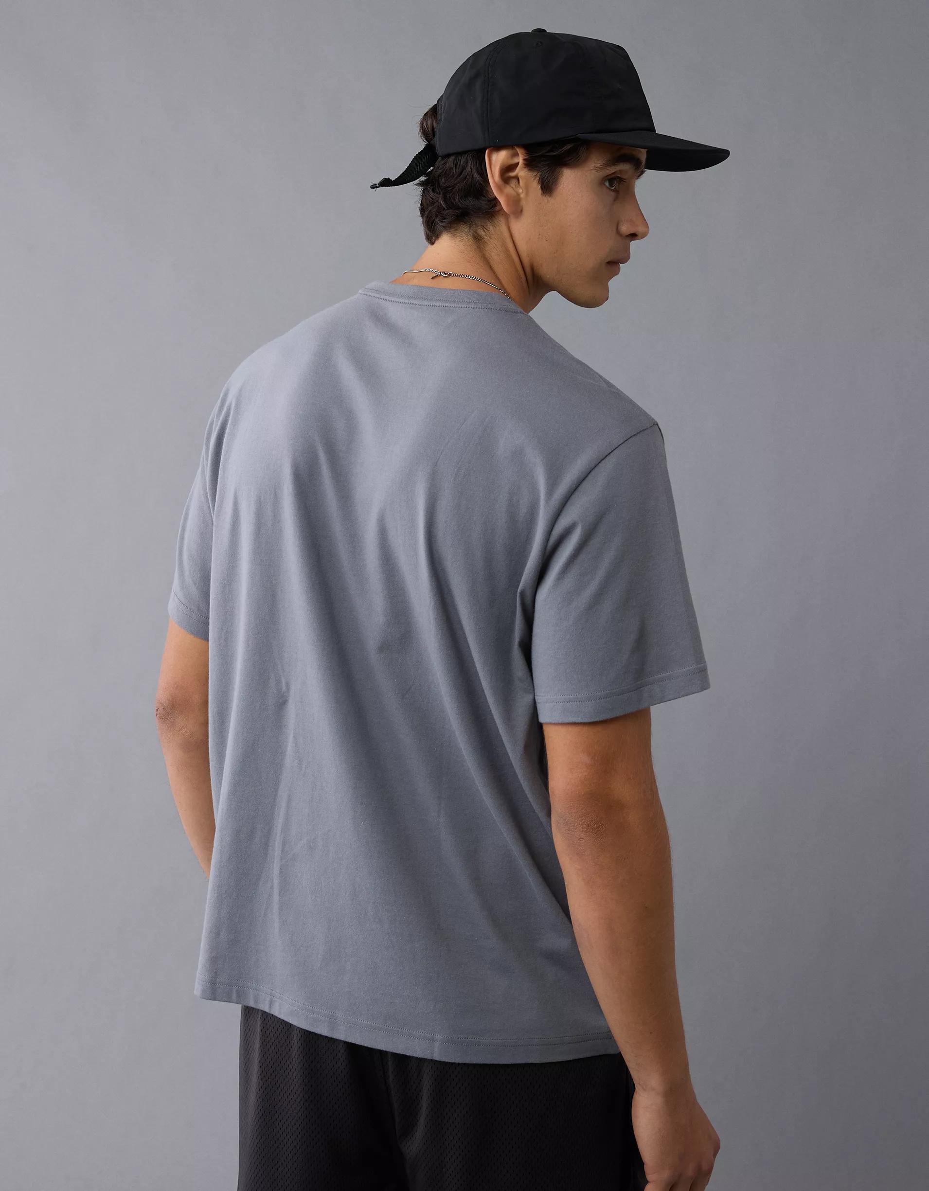 AE Icon Logo Graphic T-Shirt Product Image