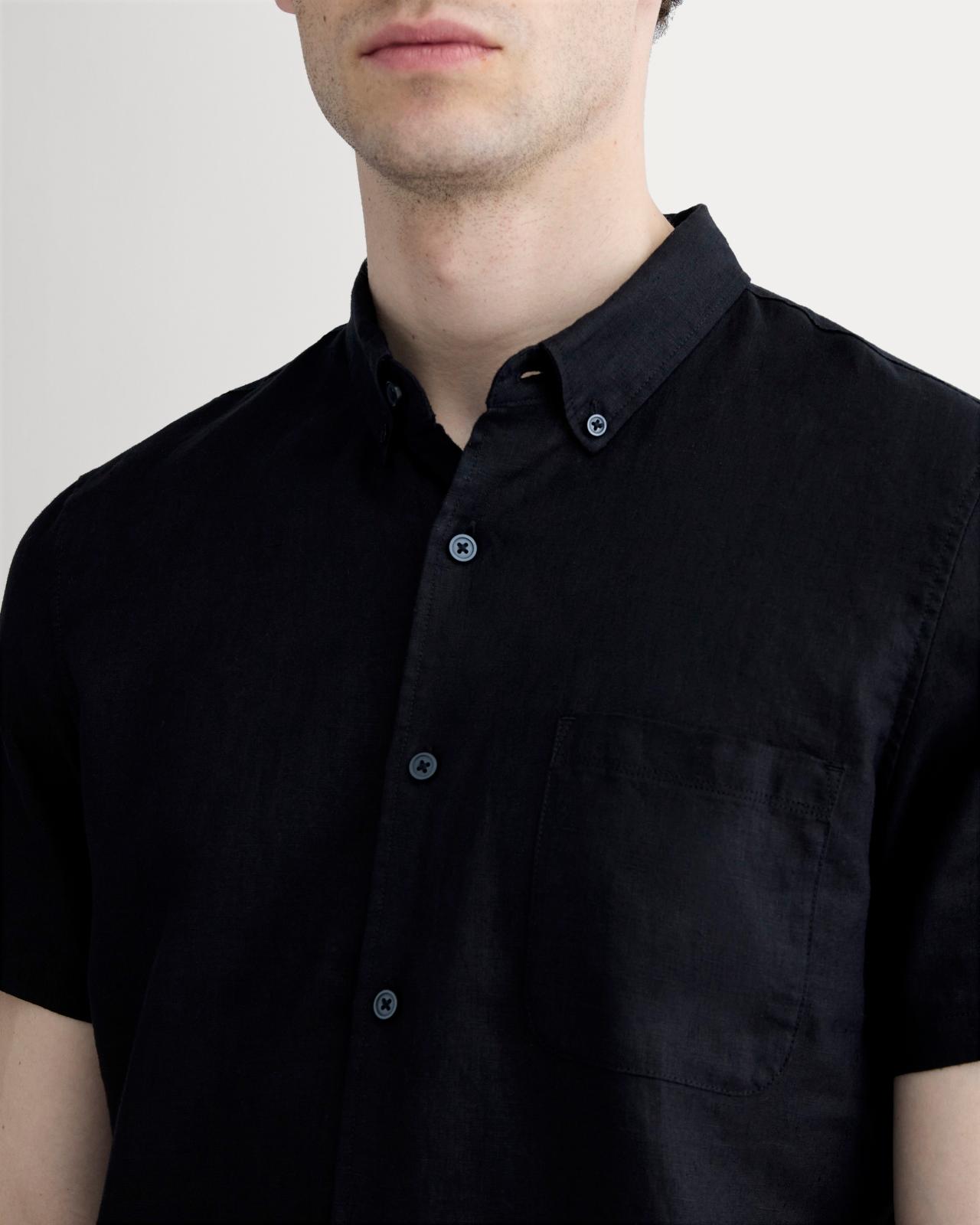 Mens Classic Short-Sleeve Shirt in Linen by Everlane Product Image