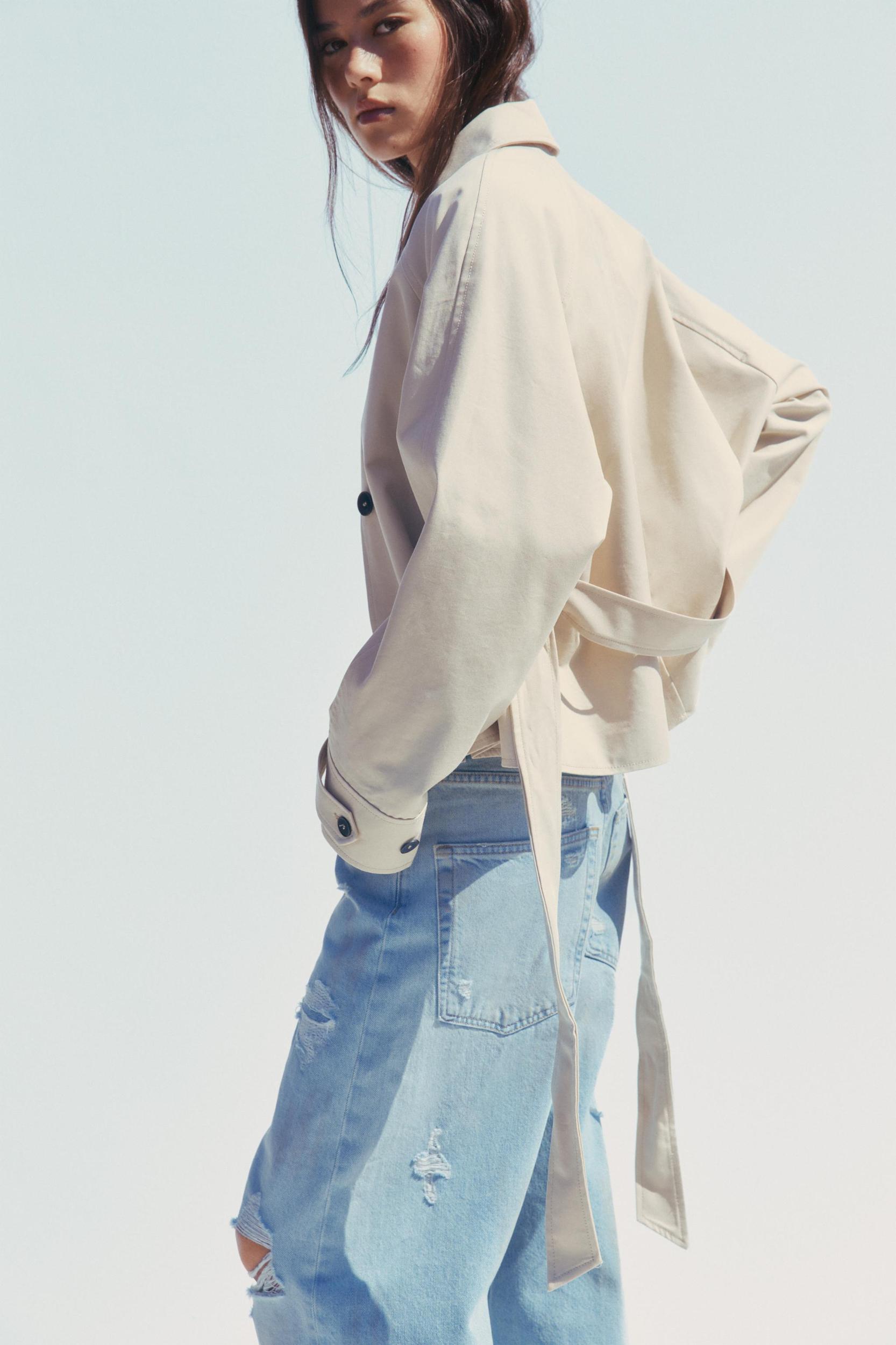 BELTED SHORT TRENCH COAT Product Image