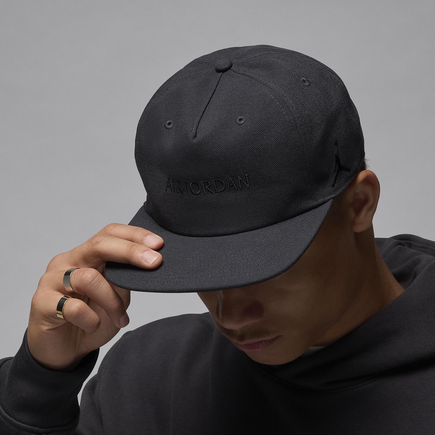 Air Jordan Pro Unstructured Flat Bill Hat Product Image