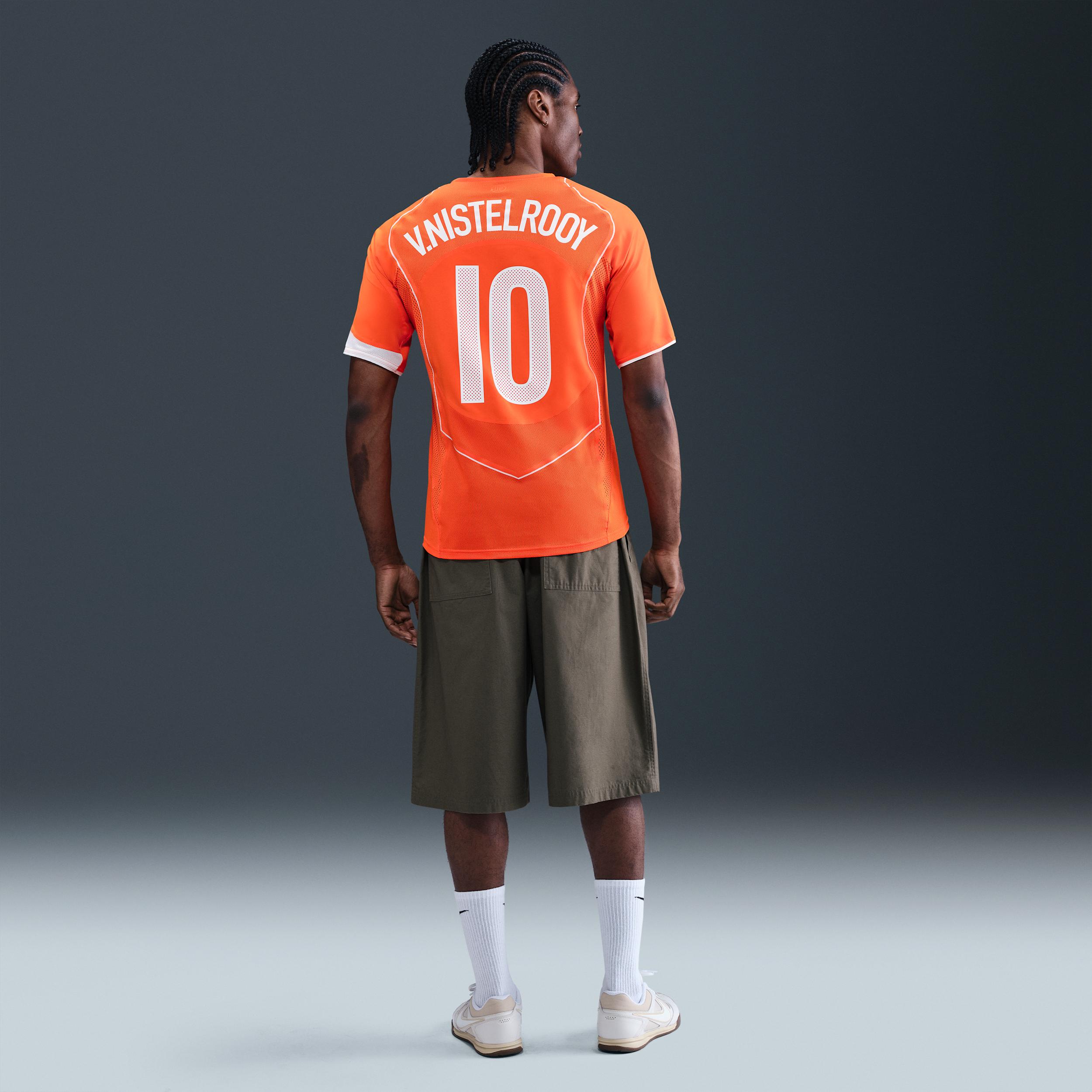 Ruud van Nistelrooy Netherlands 2004 Total 90 Reissue Nike Men's Soccer Replica Jersey Product Image