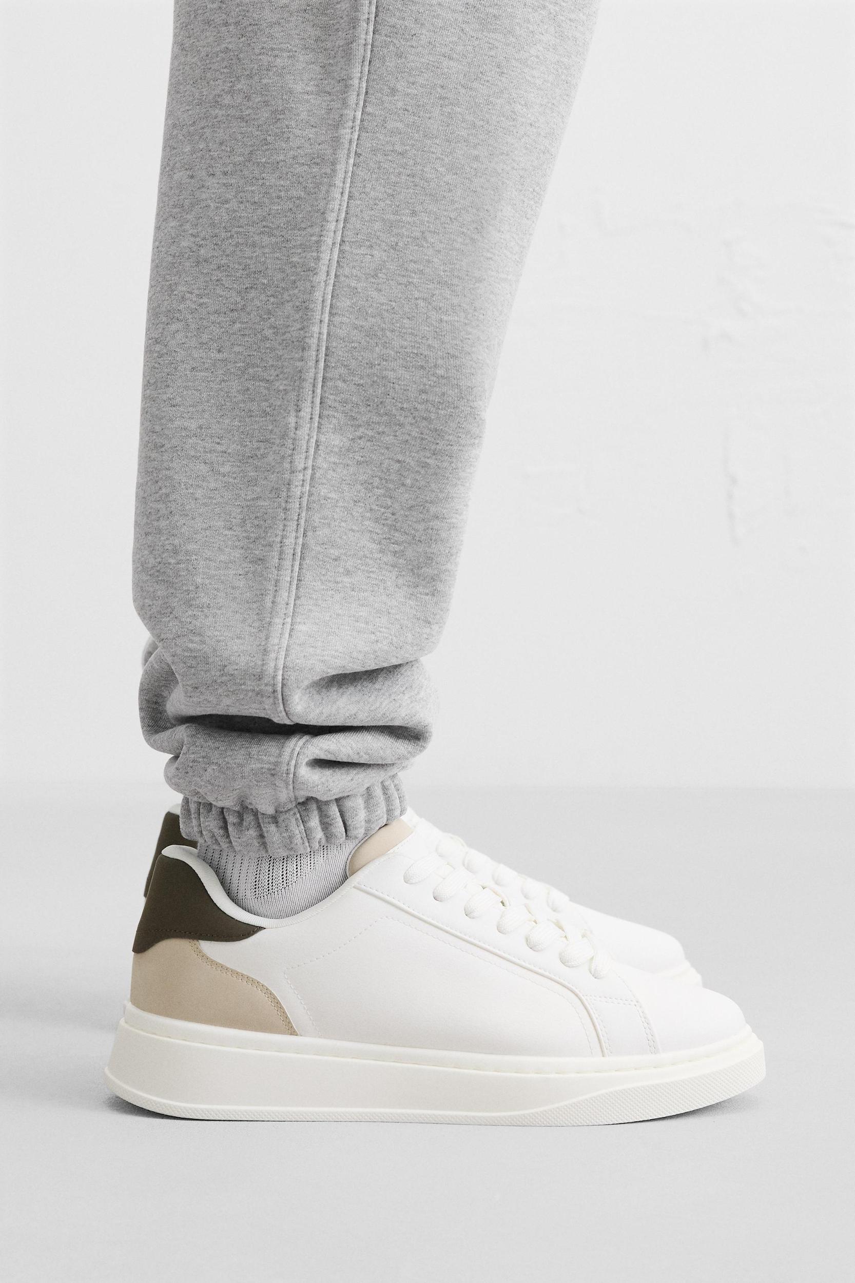 HEEL DETAIL SNEAKERS Product Image