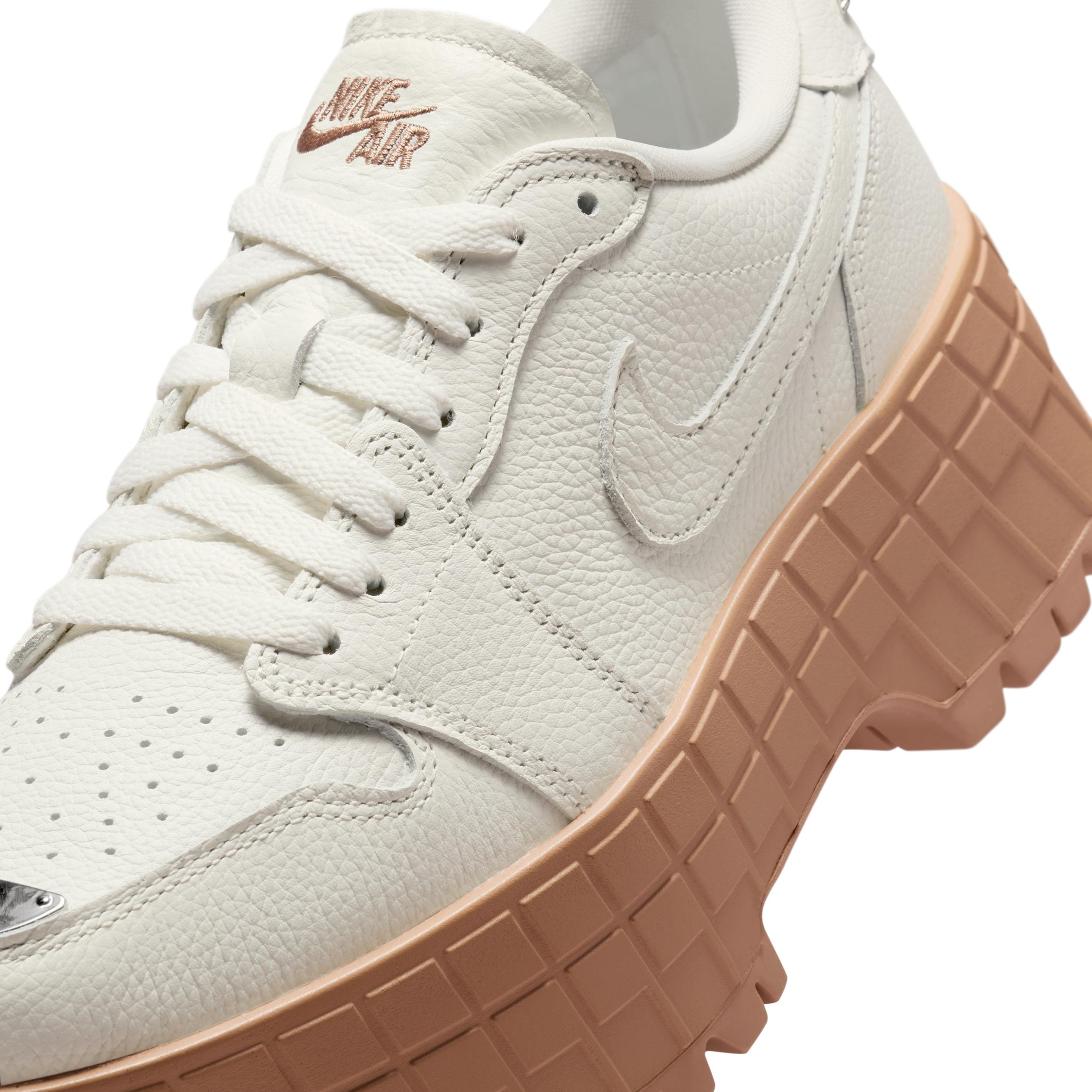 Womens Air Jordan 1 Brooklyn Low Shoes | HF3184-001 Product Image