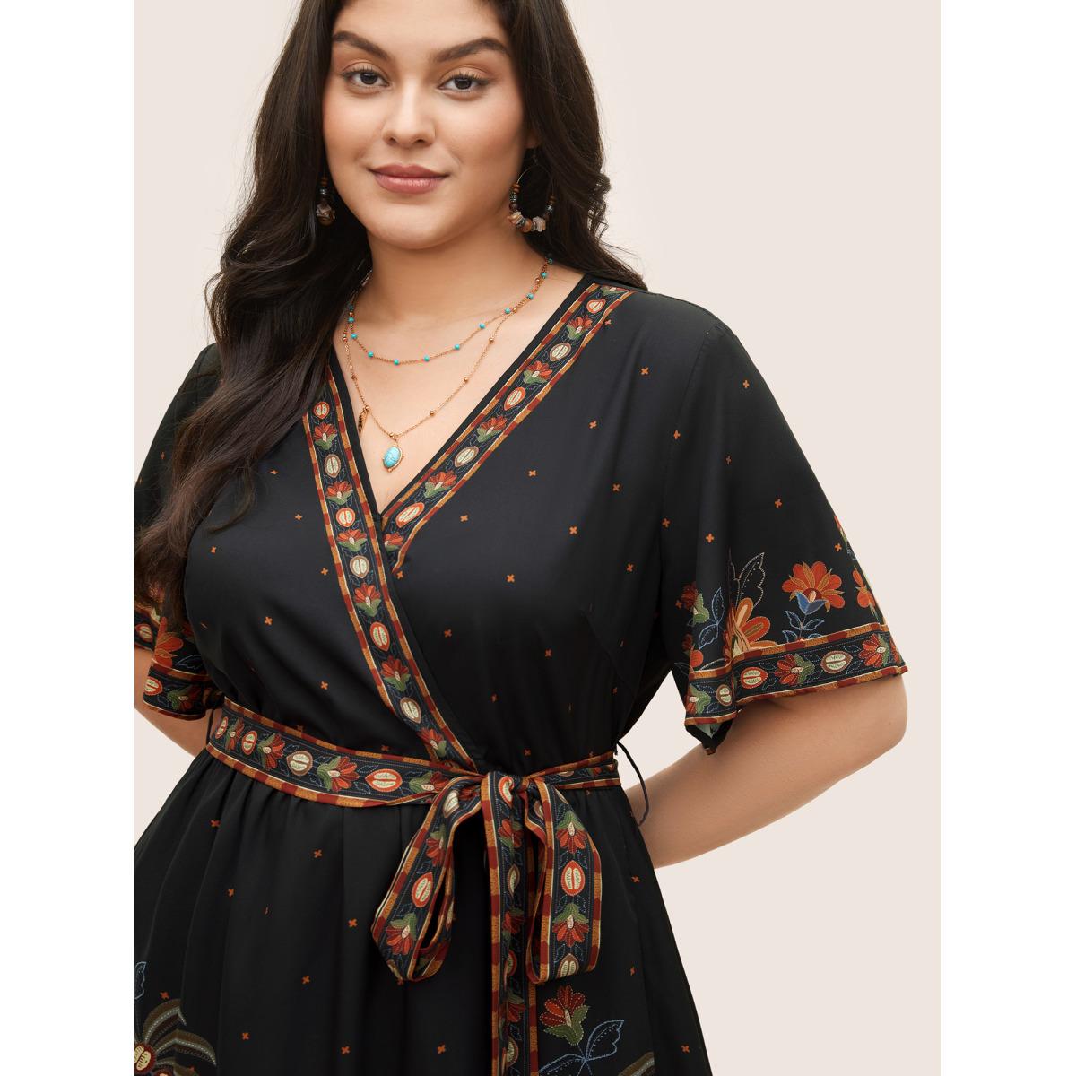 Plus Size Bandana Print Surplice Neck Flutter Sleeve Dress Black Women Resort Non V-neck Short sleeve Curvy Midi Dress BloomChic 10/M Product Image