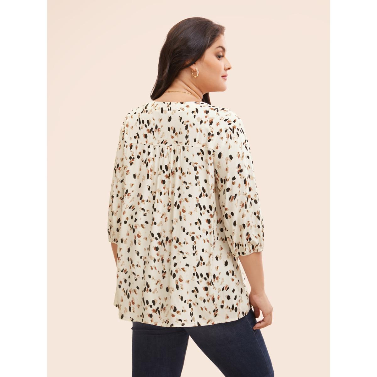 Plus Size Apricot Allover Print Notched Lantern Sleeve Blouse Women Elegant Half Sleeve V-neck Dailywear Blouses BloomChic 30/6X Product Image