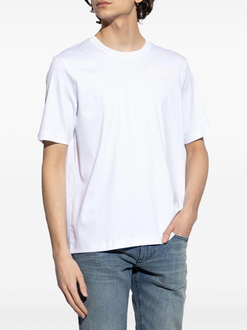 T-Madjust-R2 T-shirt  Product Image