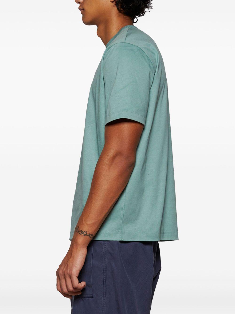 Essential T-shirt Product Image