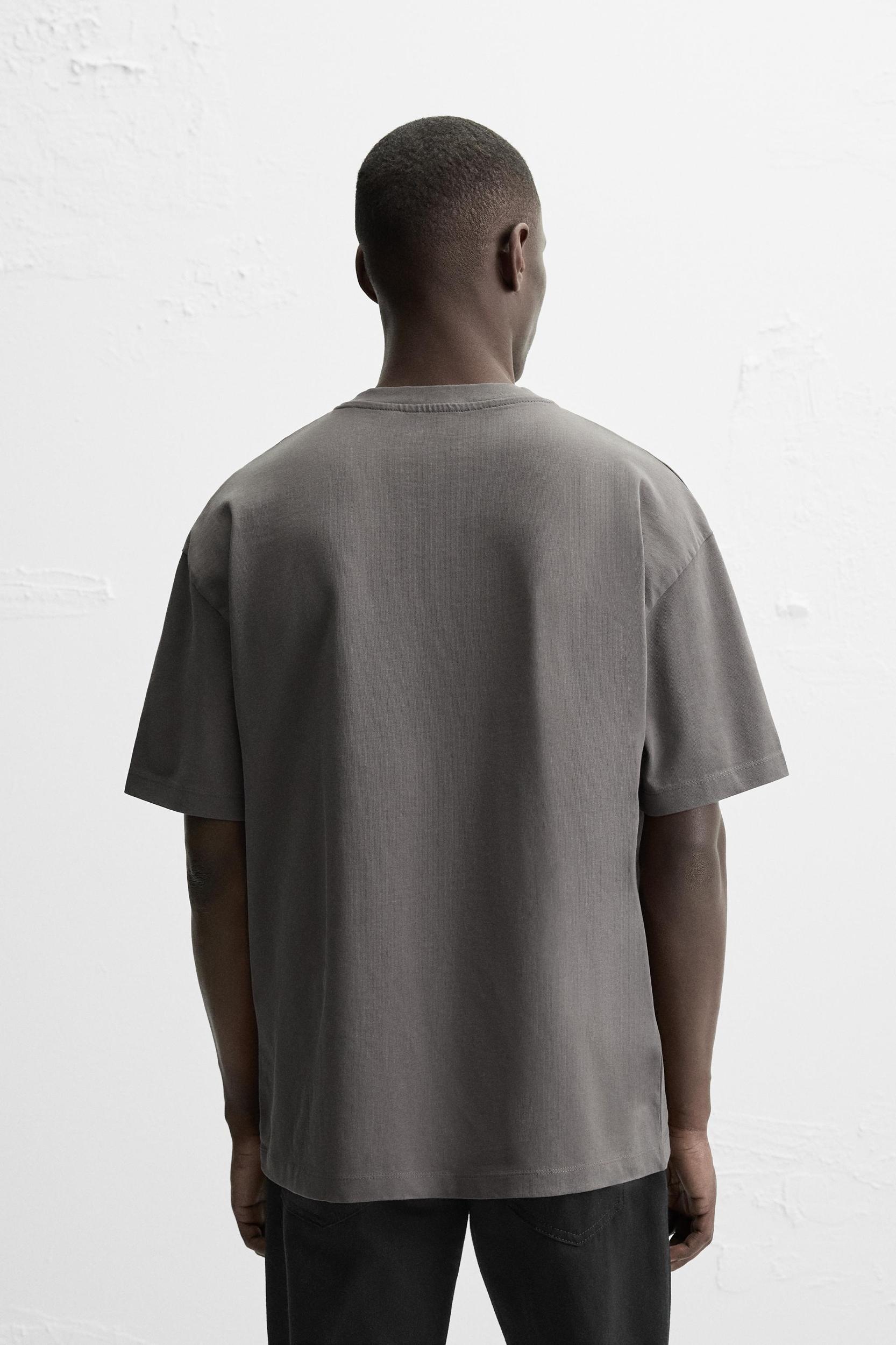 BASIC HEAVYWEIGHT T-SHIRT Product Image