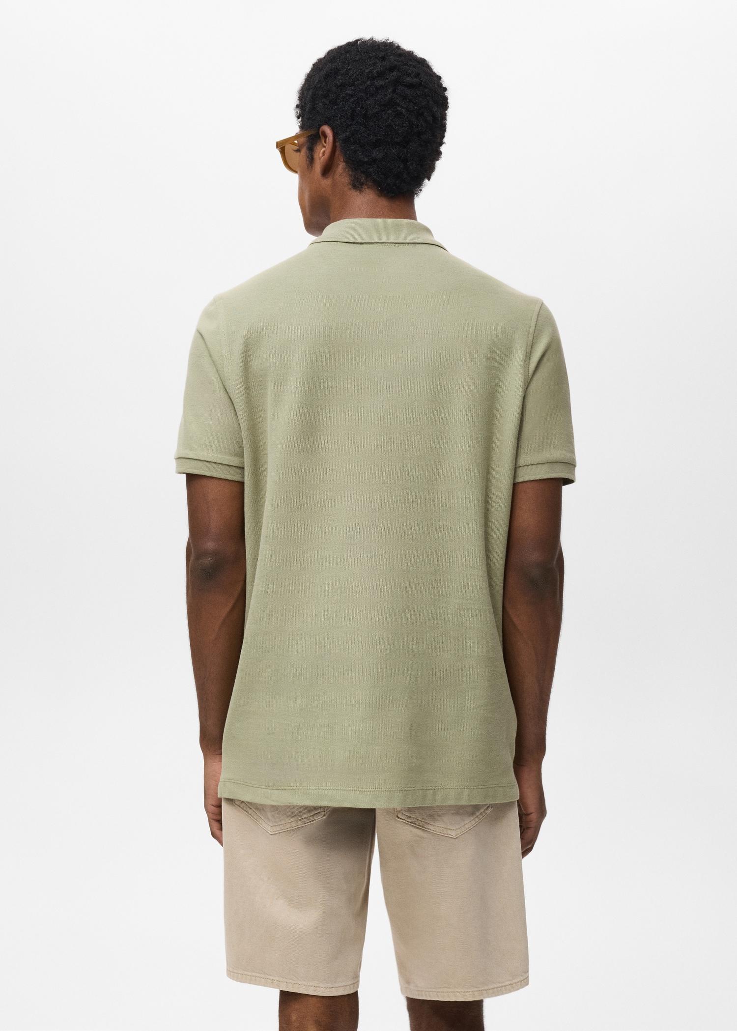 Regular-fit cotton piqué polo shirt - Men | MANGO USA Product Image