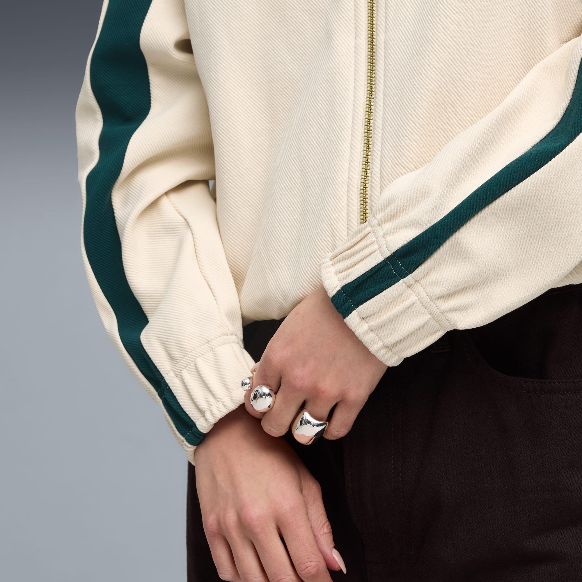 T7 Relaxed Track Jacket Women Product Image