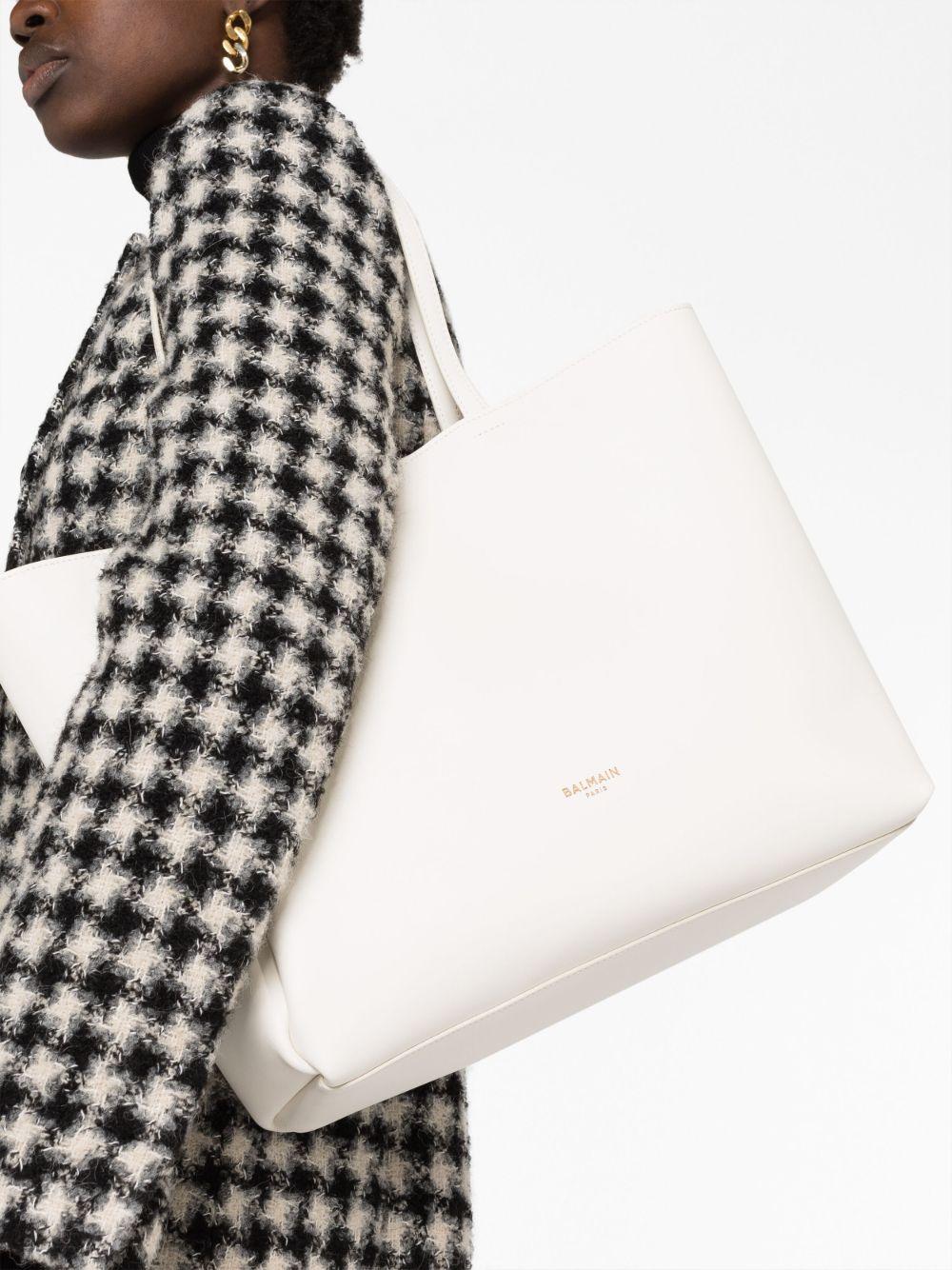 Emblème leather tote bag Product Image