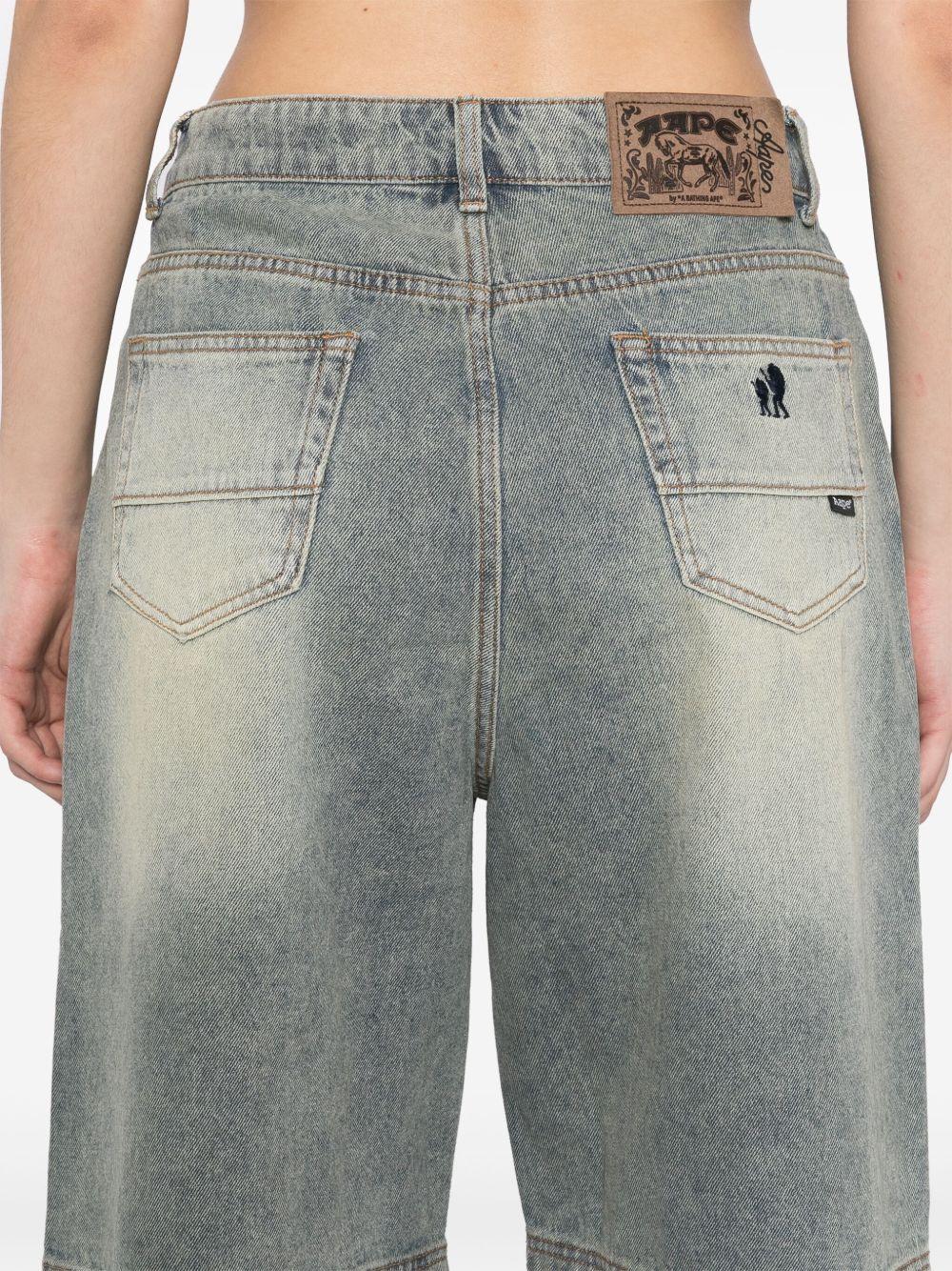 logo-embroidered shorts Product Image