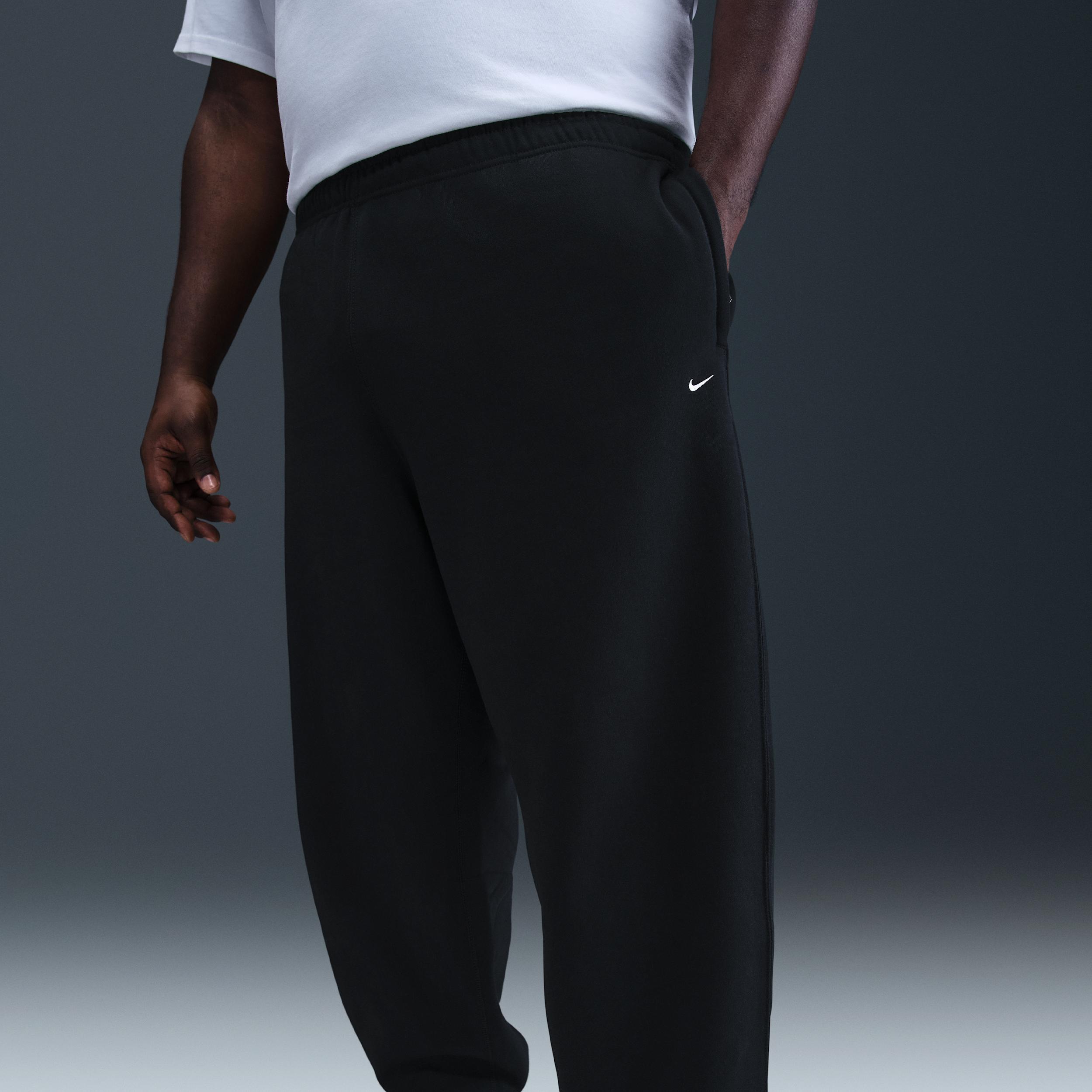 Nike Mens Solo Swoosh Cuffed Fleece Pants | HV1088-010 Product Image