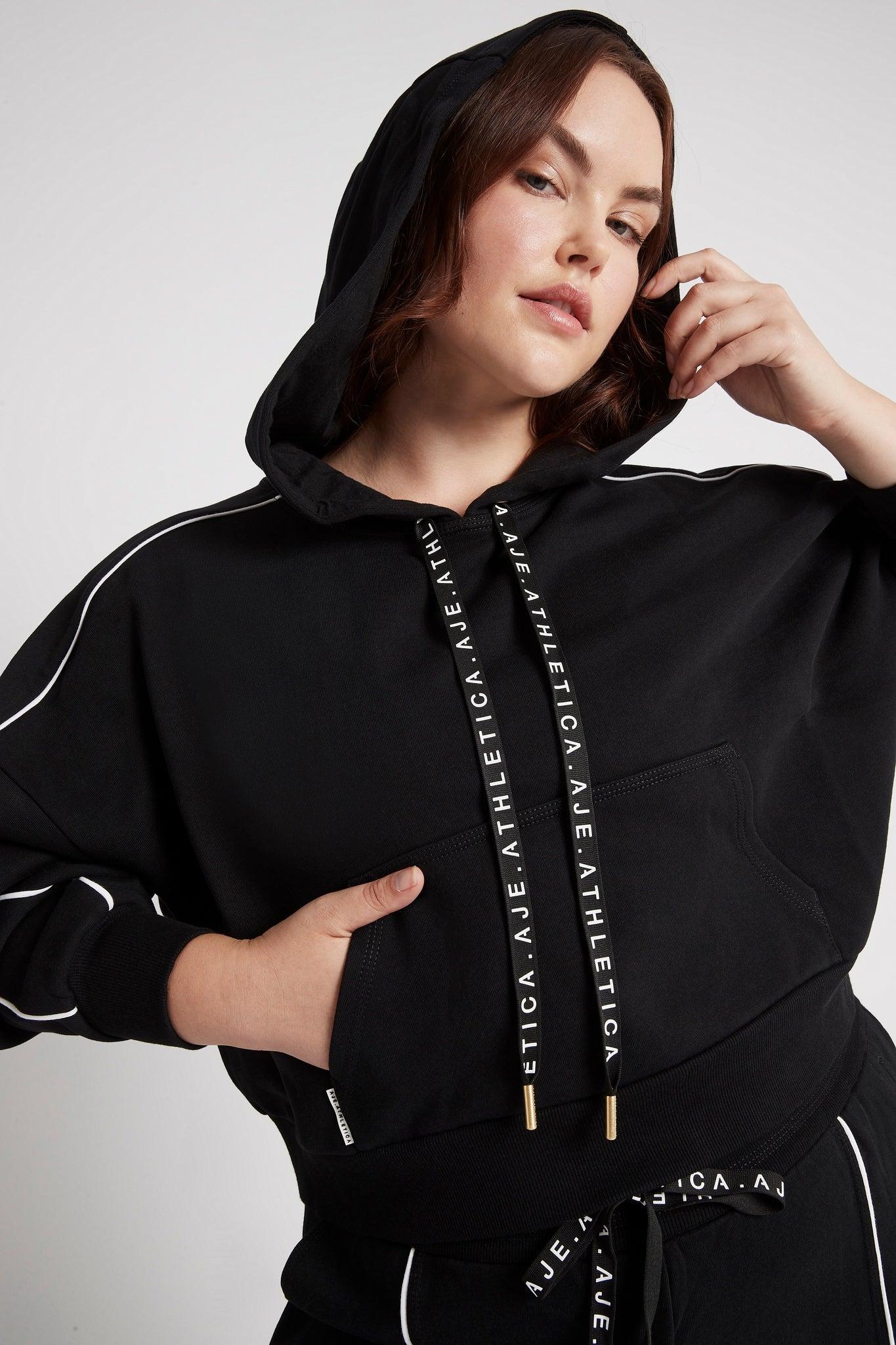 Cropped Essential Contrast Piping Hoodie 405 Product Image