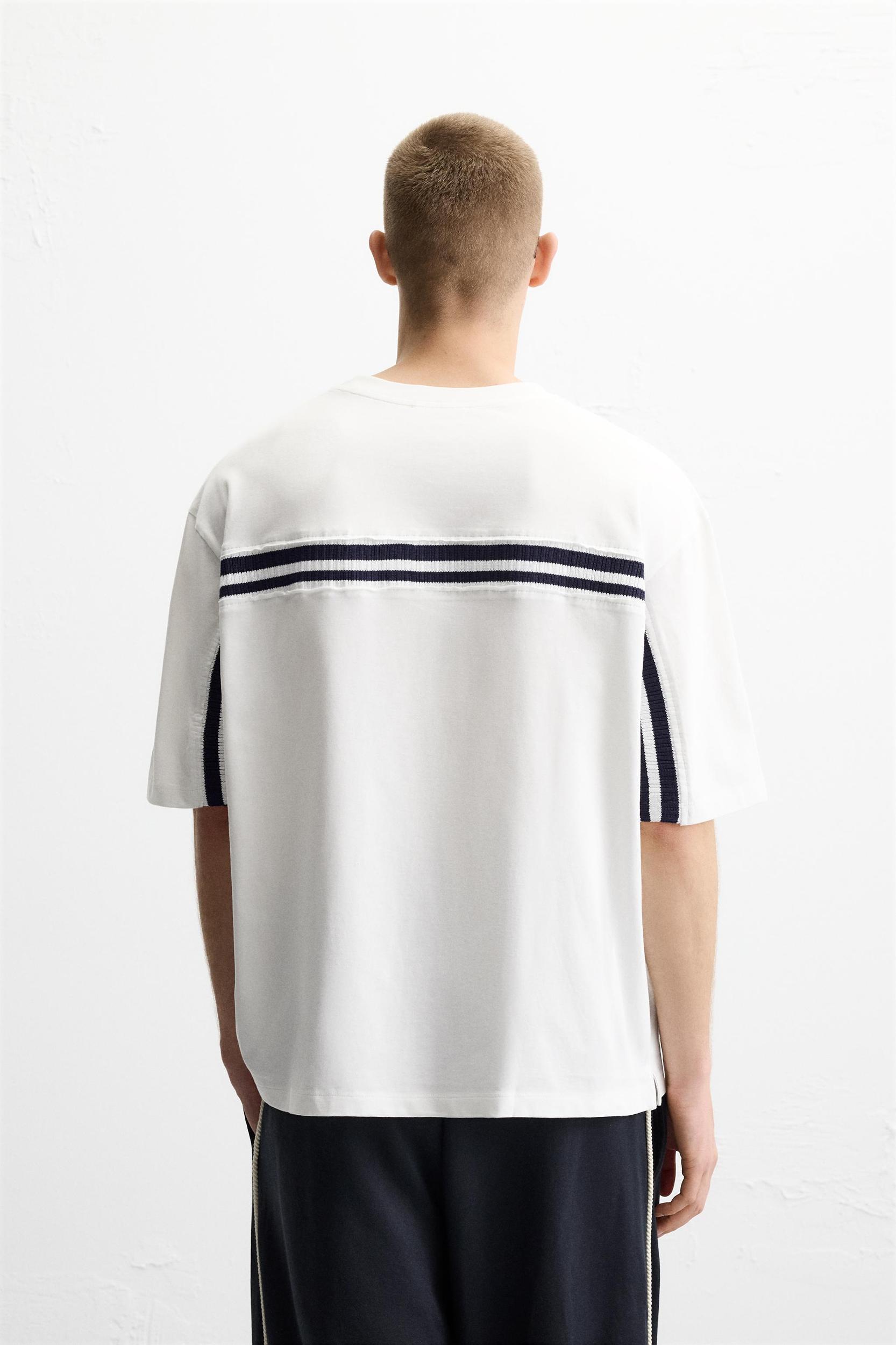 CONTRAST STRIPE T-SHIRT Product Image