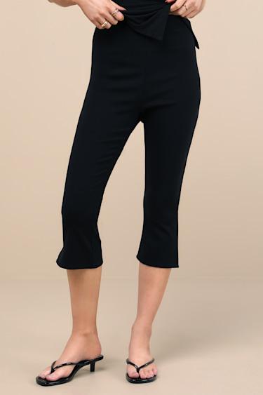Agnete Black High-Rise Capri Pants Product Image