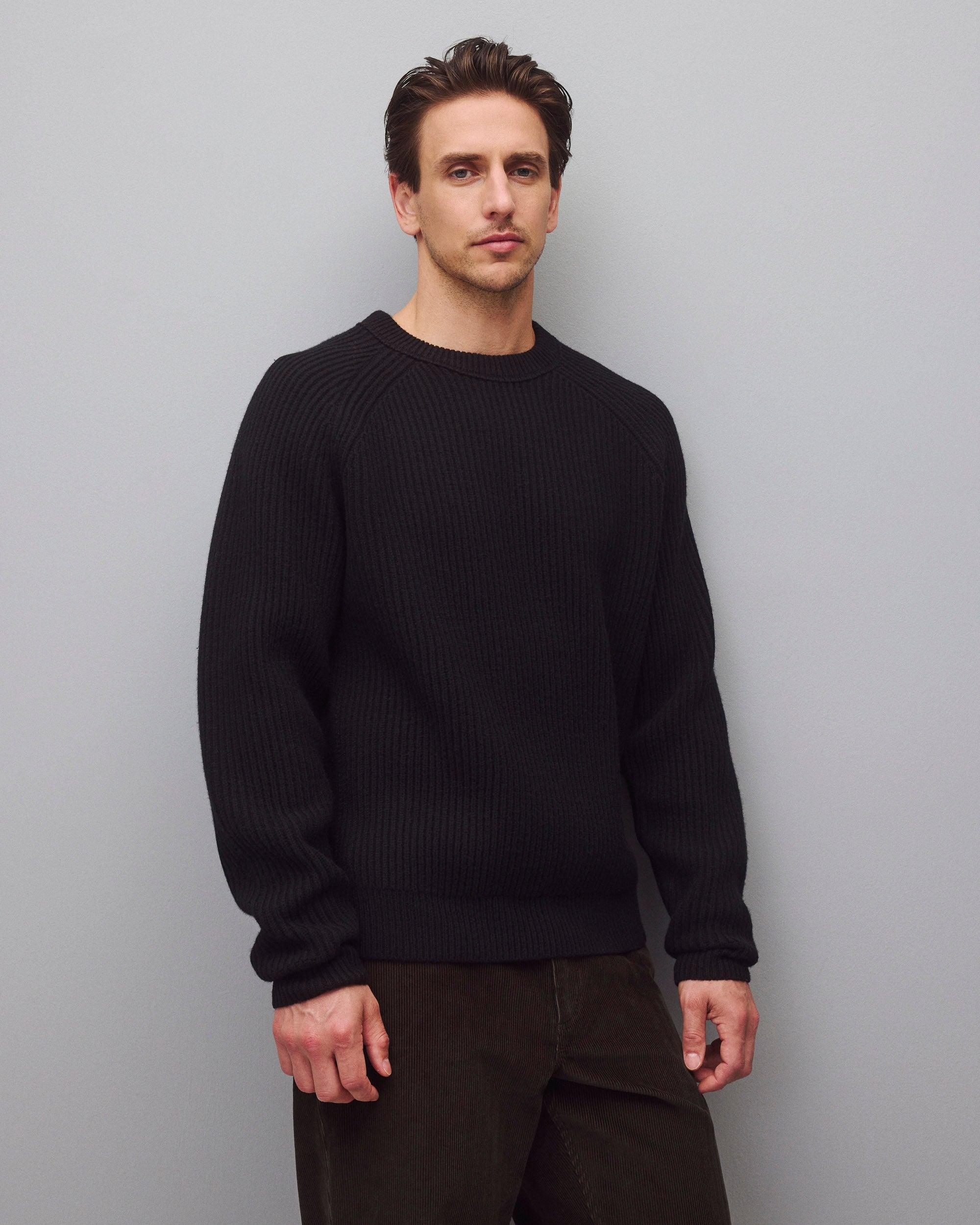 0851. Tech Essential™ Relaxed Long Sleeve - Faded Crimson Product Image