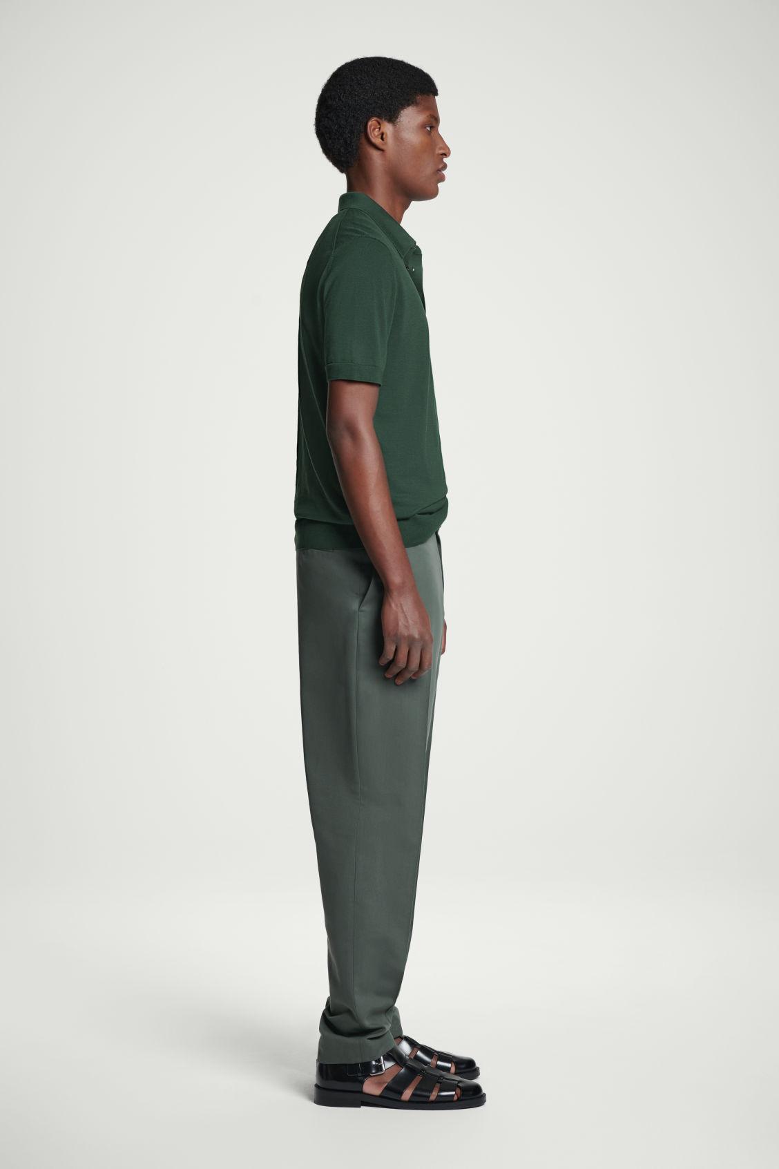 SLIM KNITTED SILK POLO SHIRT Product Image