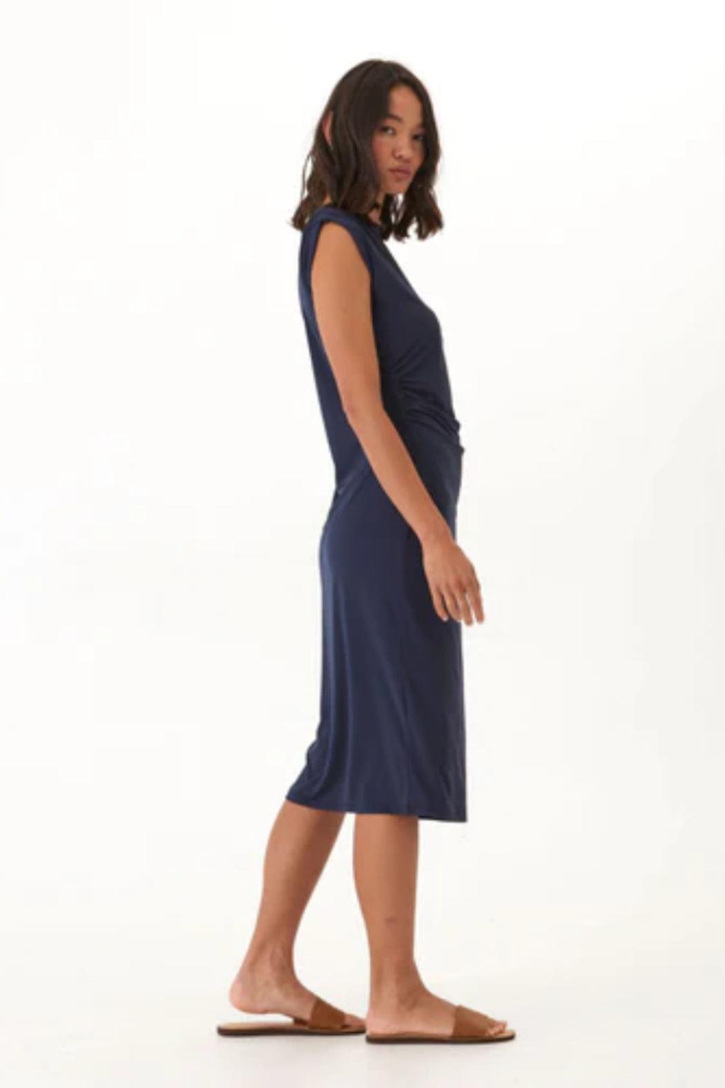 Leoni Luxe Jersey Ruched Midi Dress Product Image