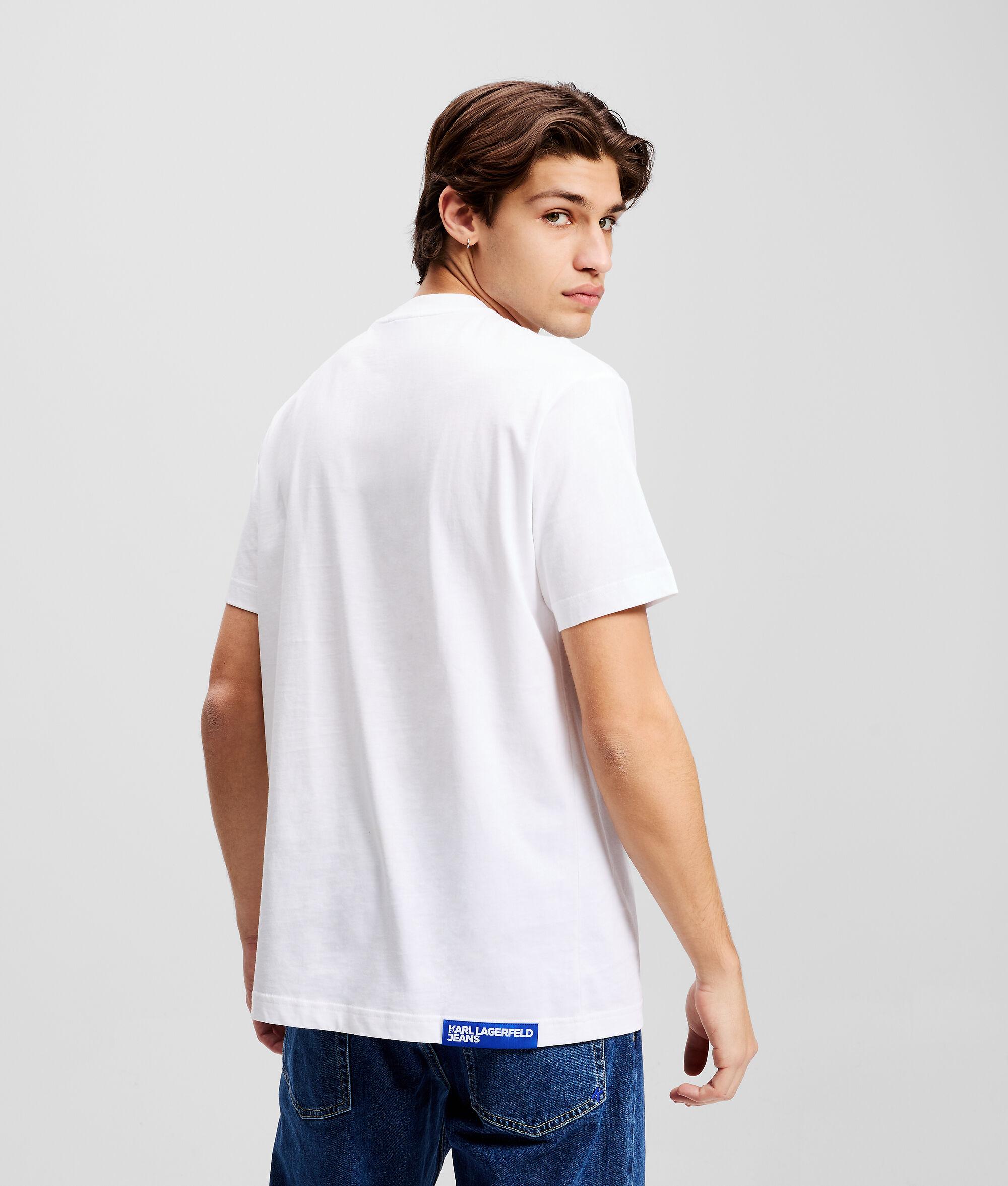 OUT OF THE BLUE GRAPHIC T-SHIRT Product Image