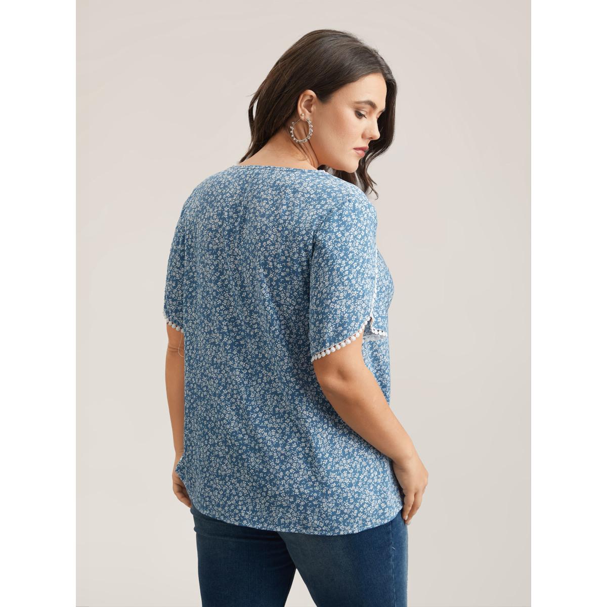 Plus Size Stone Petal Sleeve Floral Lace Spliced Shirt Women Romantic Short sleeve V-neck Elegant Blouses BloomChic 18-20/2X Product Image