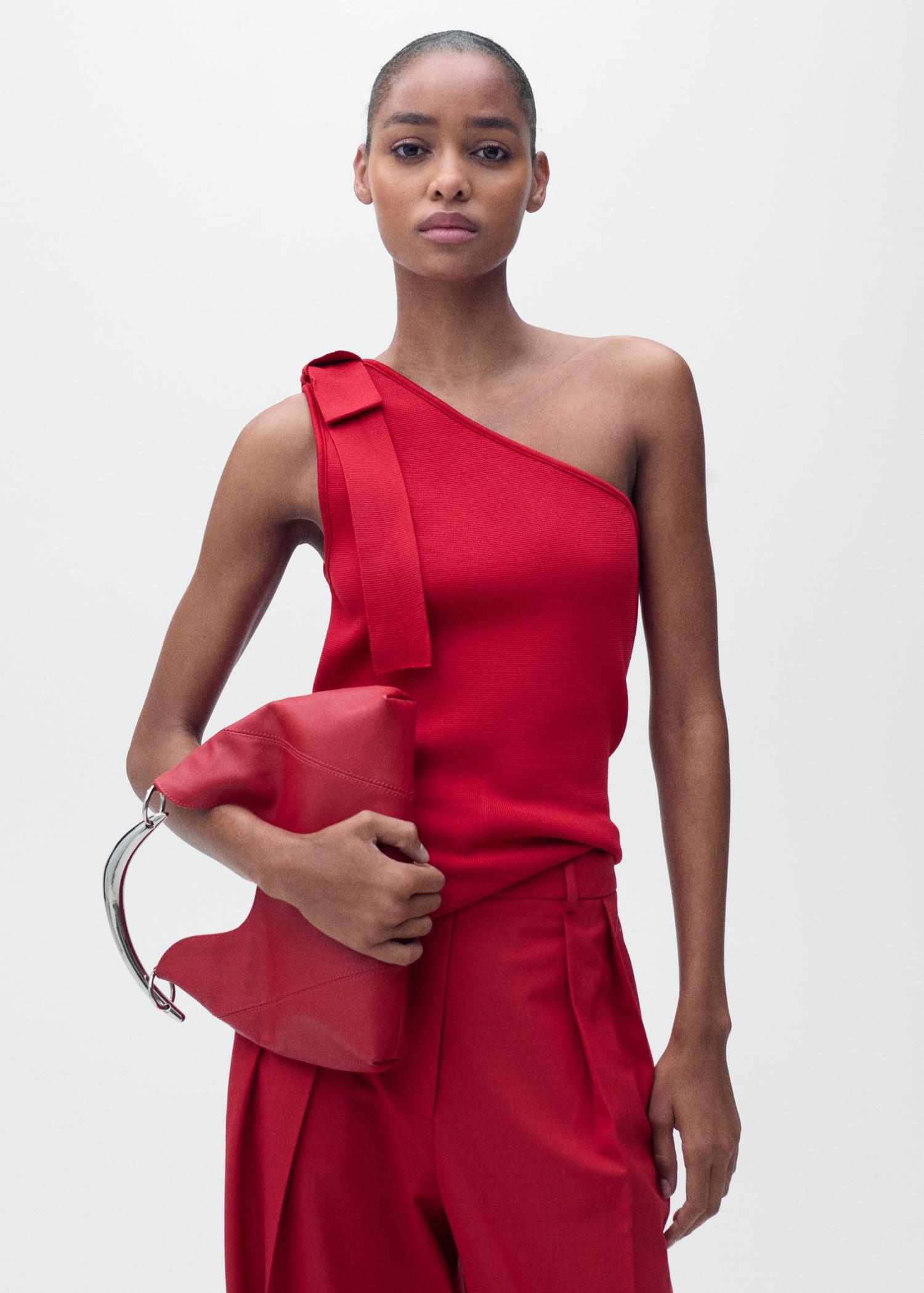 Asymmetrical knitted top with bow - Women | MANGO USA Product Image