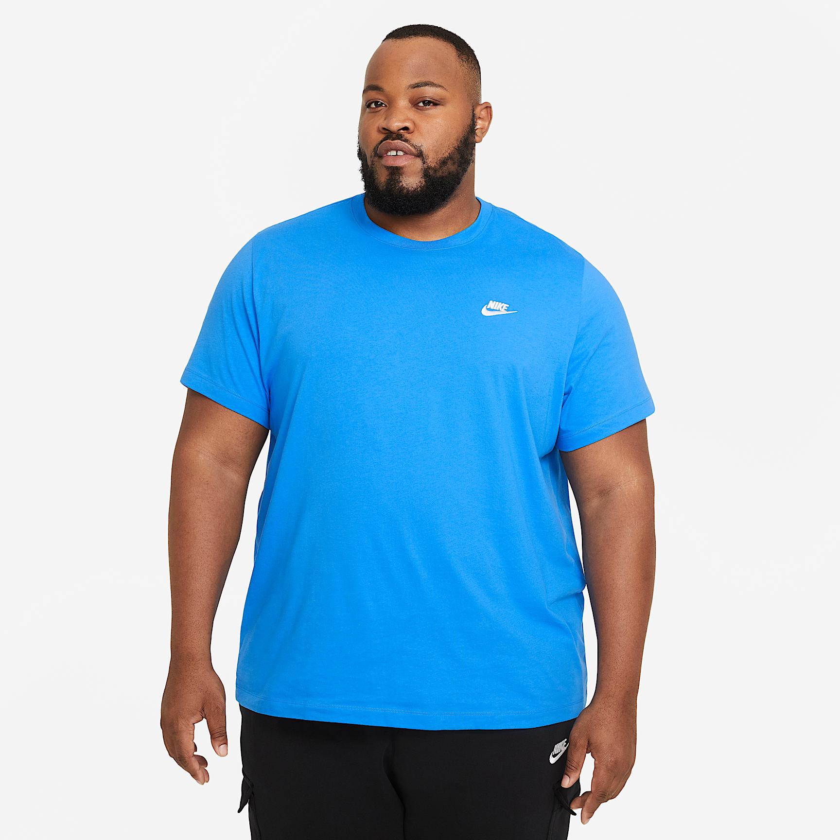 Mens Nike Sportswear Club T-Shirt | AR4997-435 Product Image