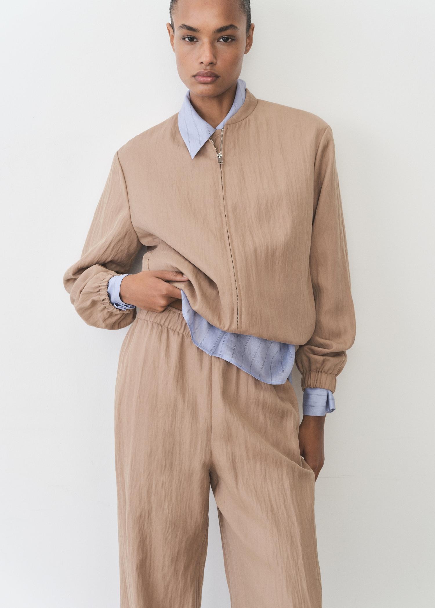 Straight-fit lyocell textured pants - Women | MANGO USA Product Image