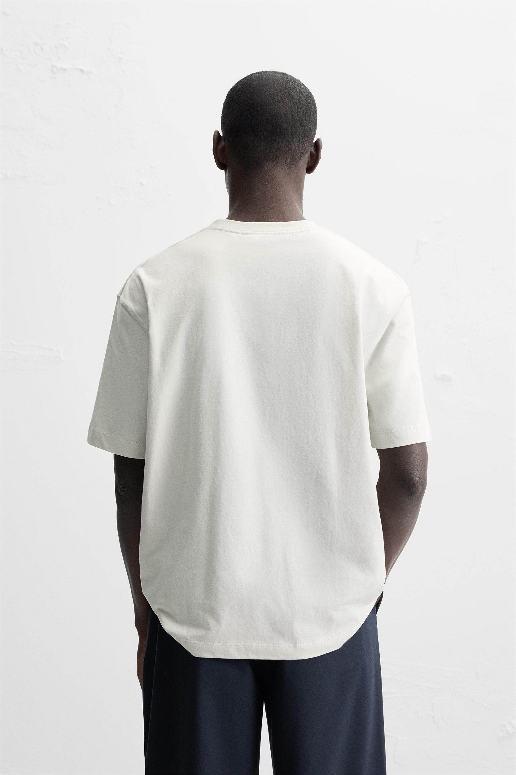 @RAFAEL MOURA PHOTO T-SHIRT Product Image