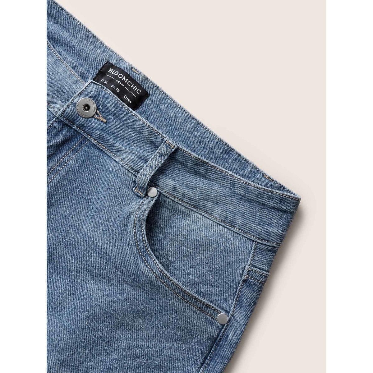 Plus Size Light Wash Roll Hem Slanted Pocket Denim Shorts Women LightBlue Roll Hem High stretch Everyday Slanted pocket Casual Denim Shorts BloomChic 22/3X Product Image