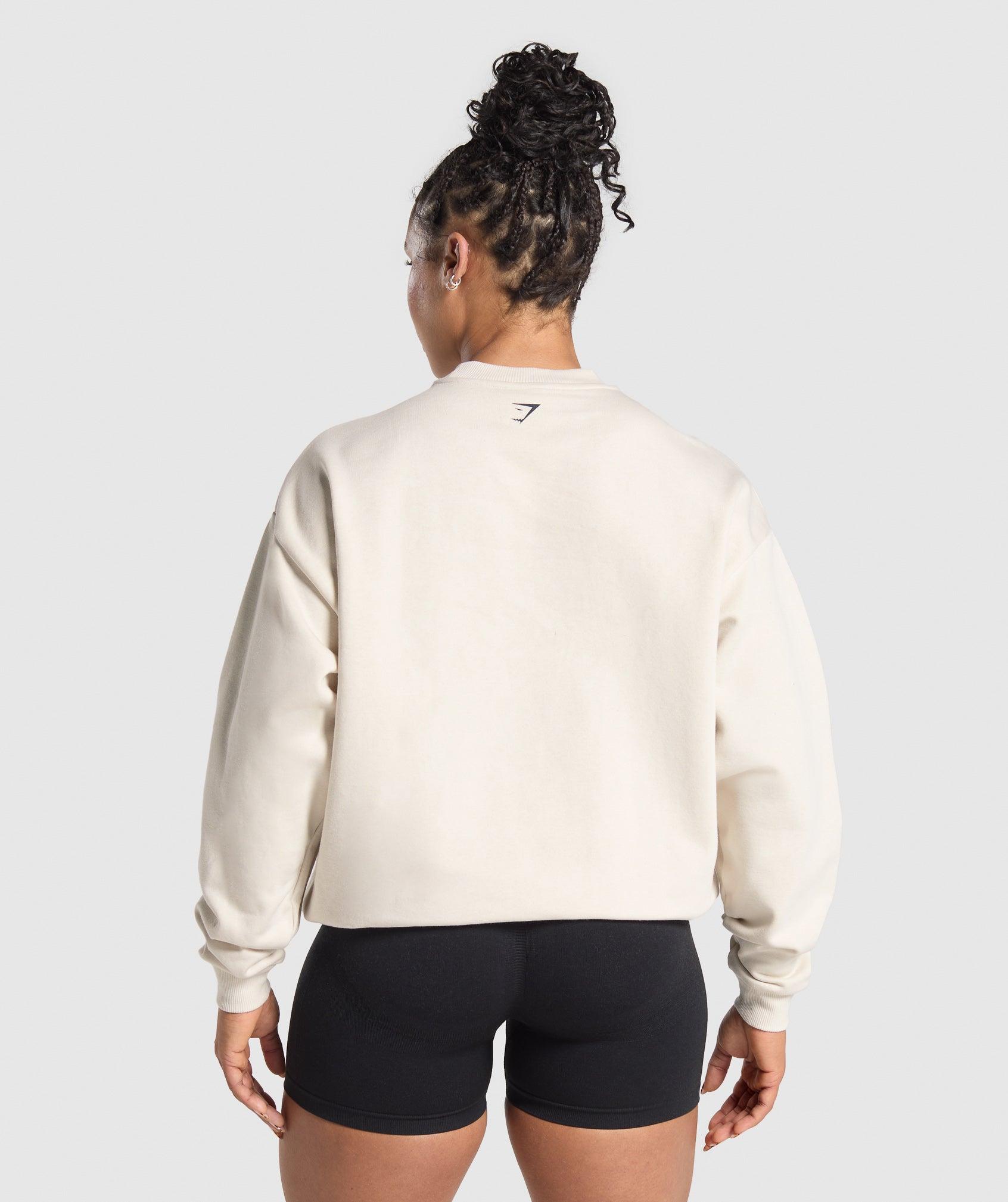 Lifting Essentials Graphic Brushed Oversized Sweatshirt Product Image