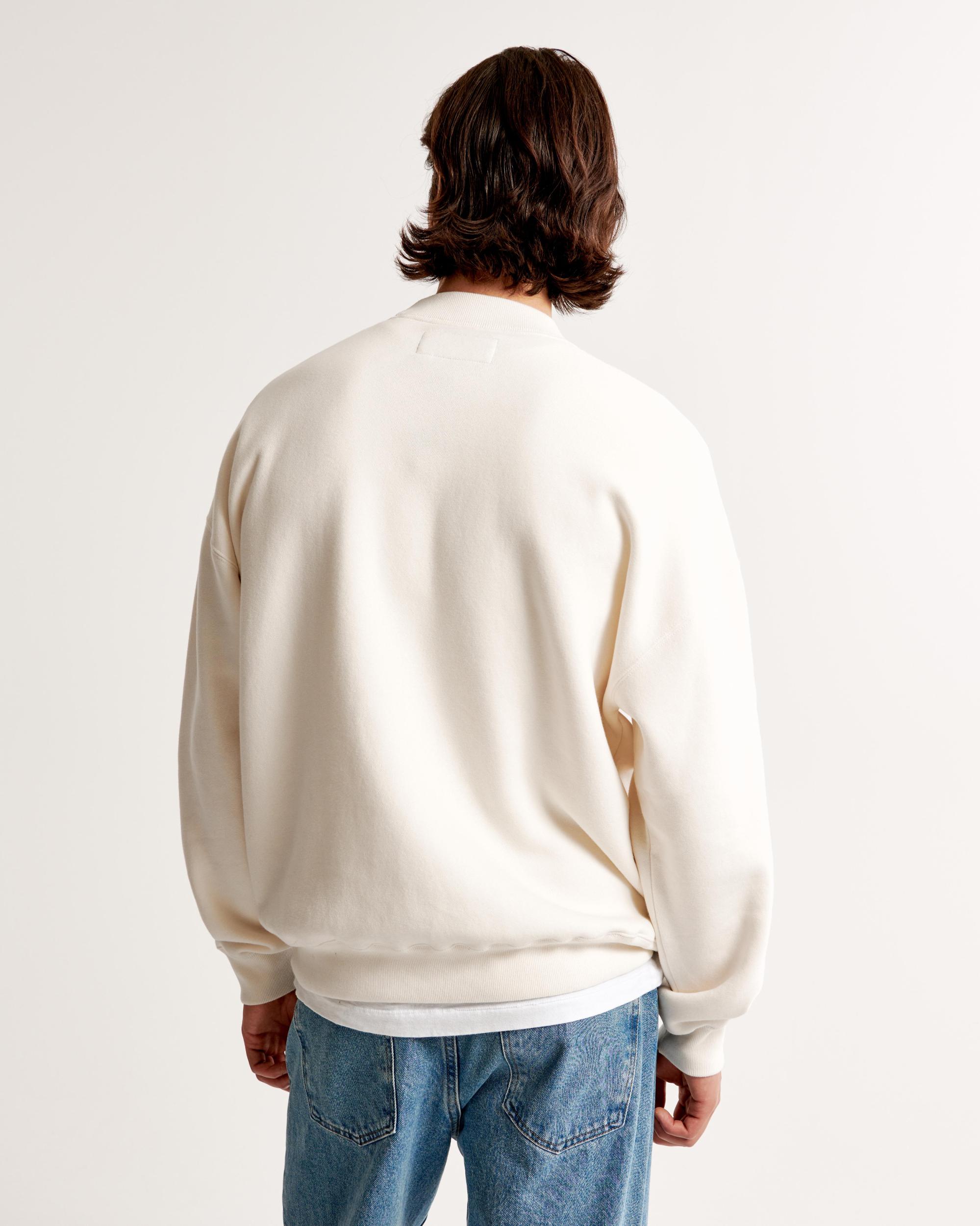 New England Patriots Graphic Crew Sweatshirt Product Image