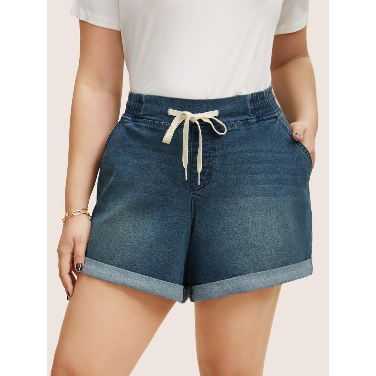 Plus Size Dark Wash Roll Hem Drawstring Denim Shorts Women Denimblue Roll Hem High stretch Everyday Slanted pocket Casual Denim Shorts BloomChic 24/3X Product Image